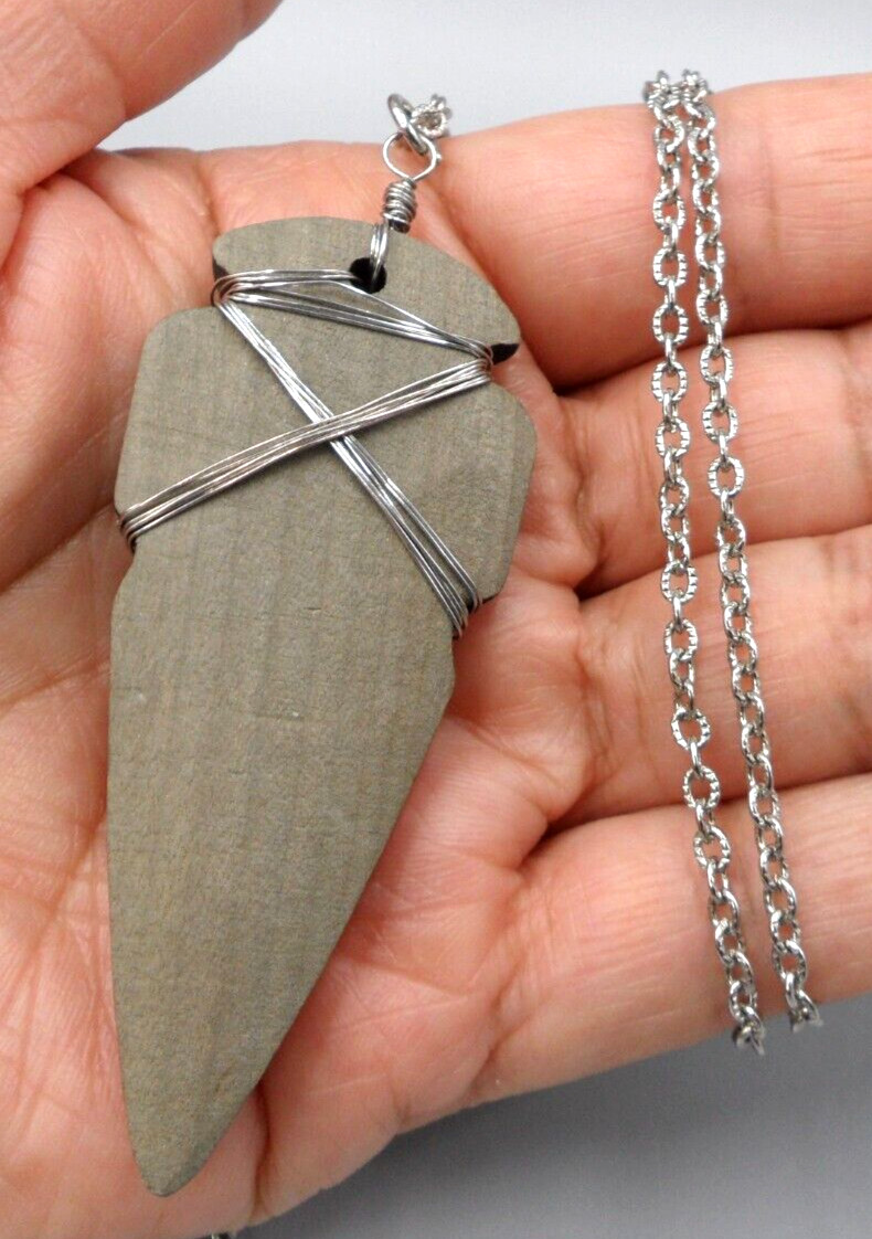 Vintage Arrowhead Pendant Necklace Wire Wrapped Wood Spear Tip Fancy Cable Chain