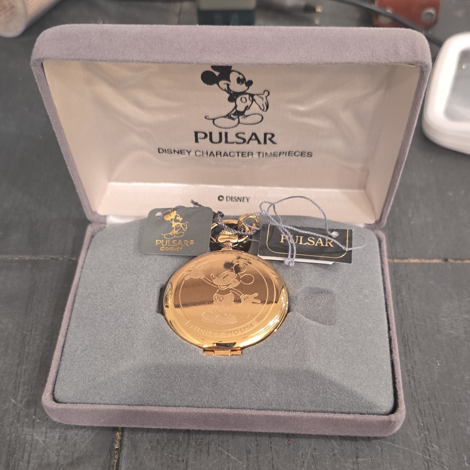 Pulsar Disney Mickey Mouse Quartz Full Hunter Pocket Watch w/ Chain Box Manual