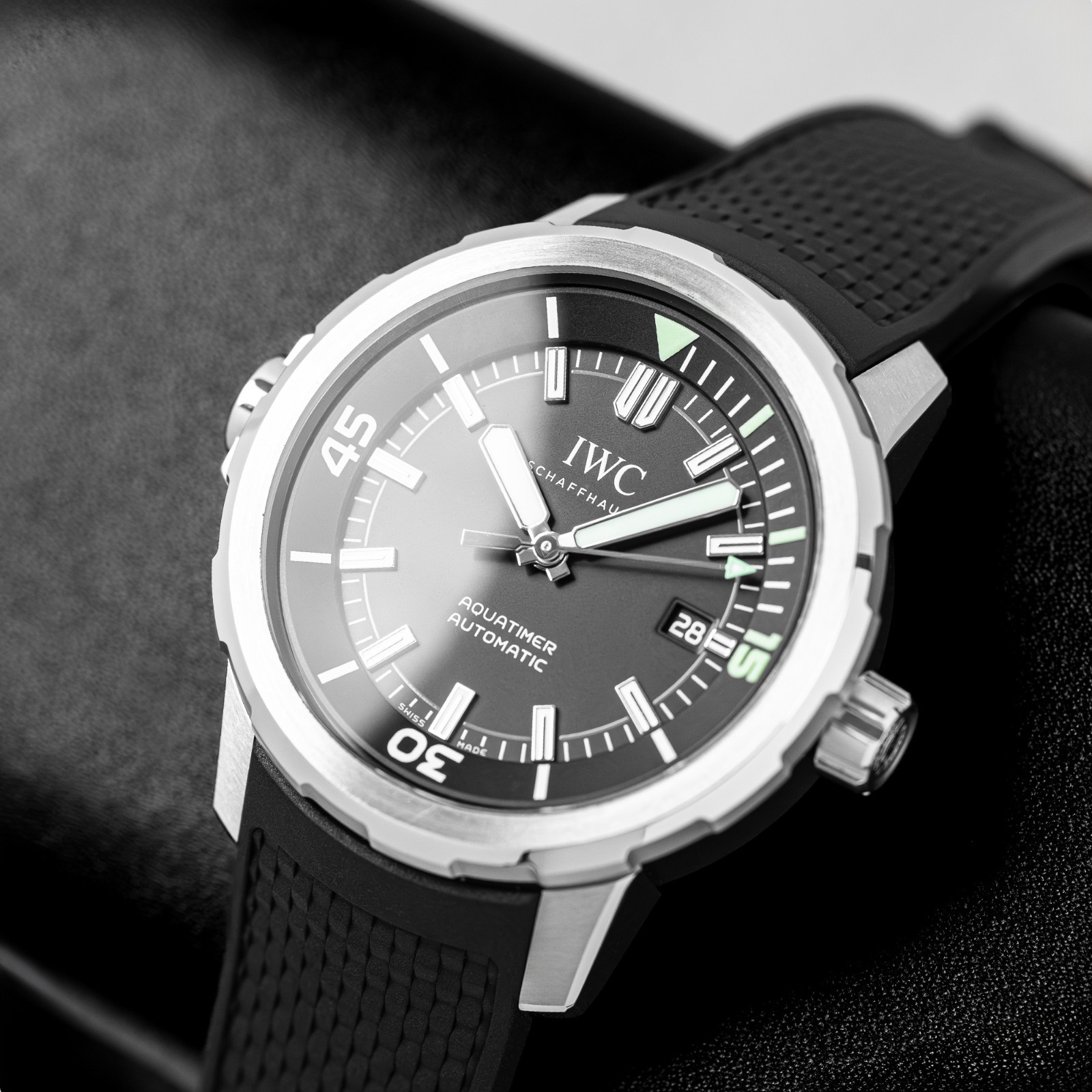 IWC Aquatimer Men’s Black Watch – IW328802