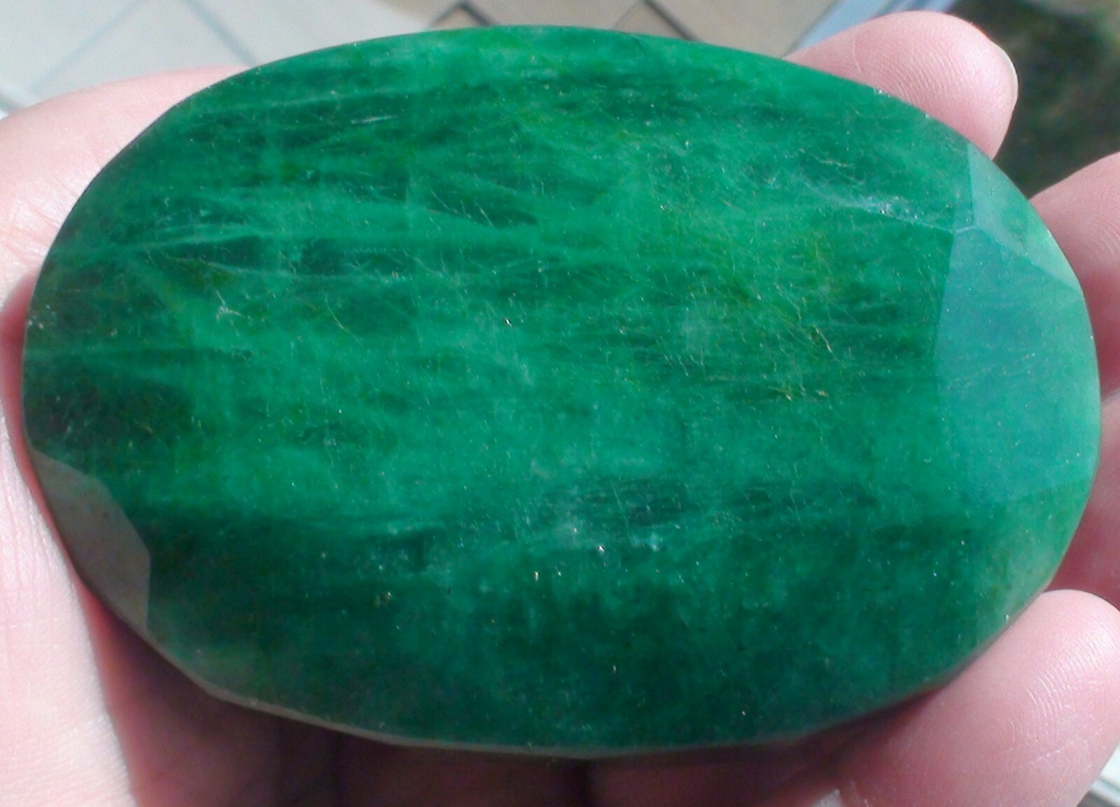BIG! 1340.0 carat RARE! 100% NATURAL EARTH MINED EMERALD OVAL FACETED CUT