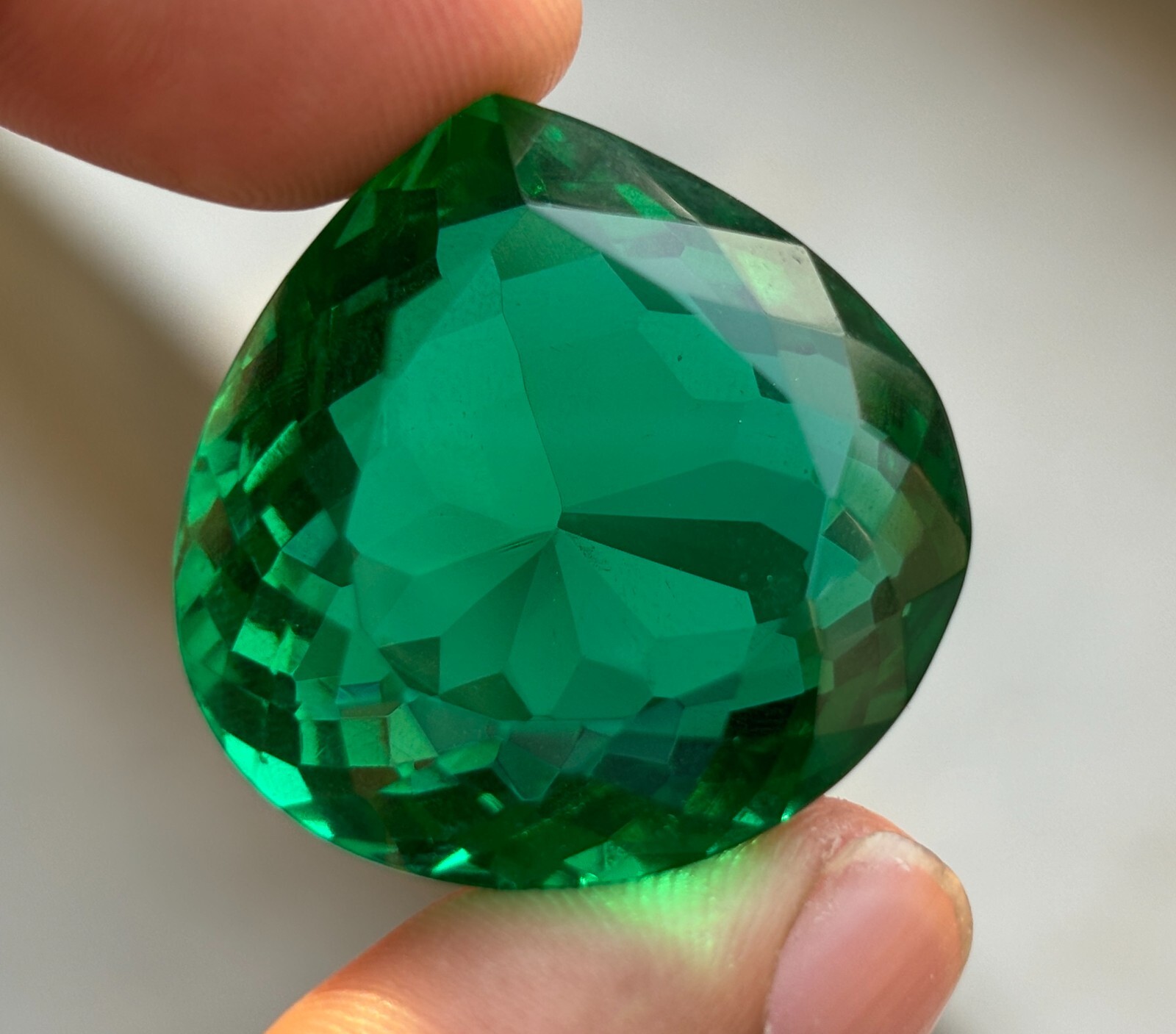 Natural Certified 90 Cts Heart Cut Green Emerald Colombian Loose Gemstone