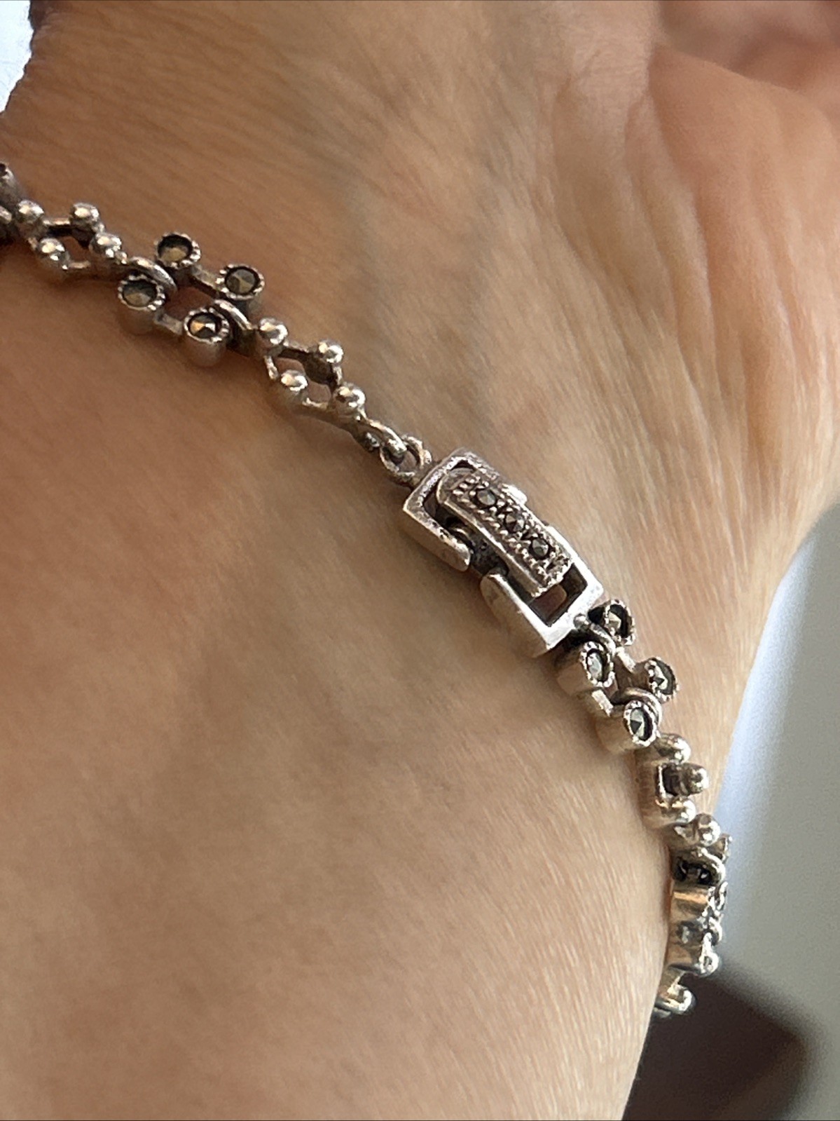 48. Vintage Delicate925 Sterling silver Marcasite Bracelet 7 1/4″, 11.7g