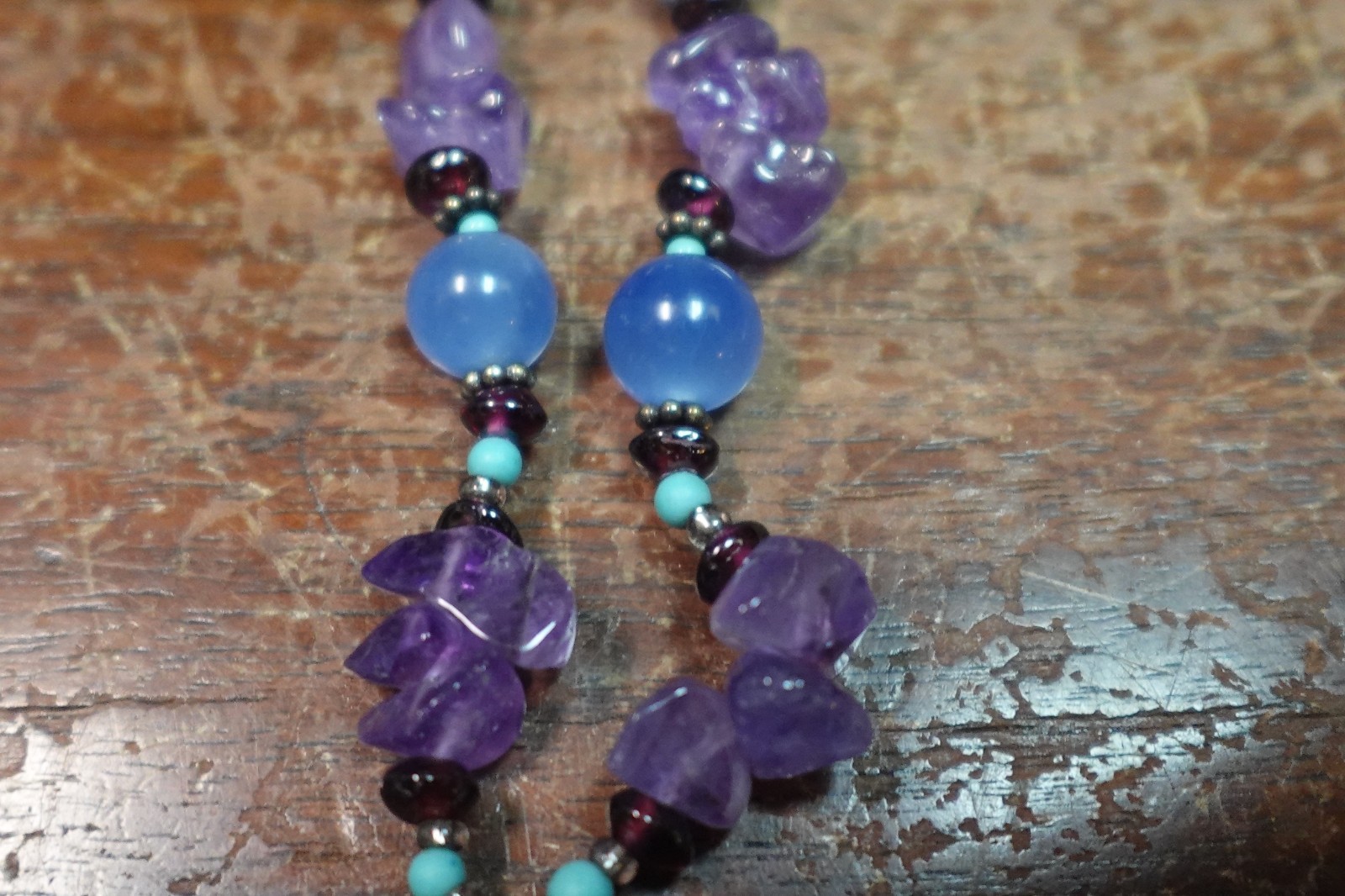 LOT OF 3 JEWELRY PIECES-NECKLACE MULTICOLOR 8″-BRACELET W BLUE STONES 7.5″+1