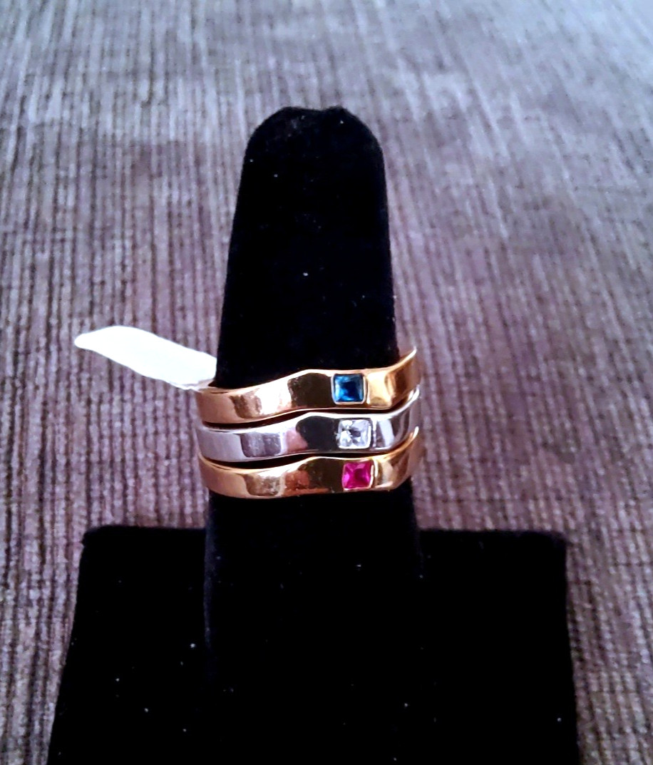 Park Lane ” STACKED ” RING Set of 3 rings in Slv & Gld + Red, Wht, Blu – SZ 10