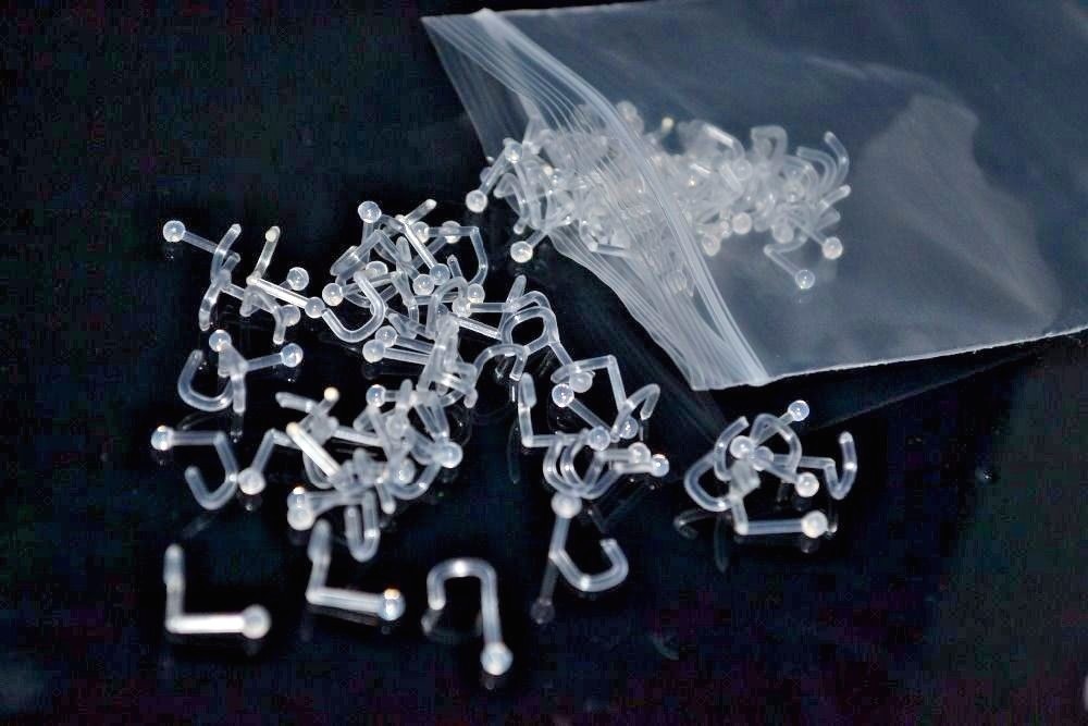10 PCS 18G CLEAR NOSE NOSTRIL BIOPLAST BIOFLEX FLEXIBLE BALL SCREW RING RETAINER