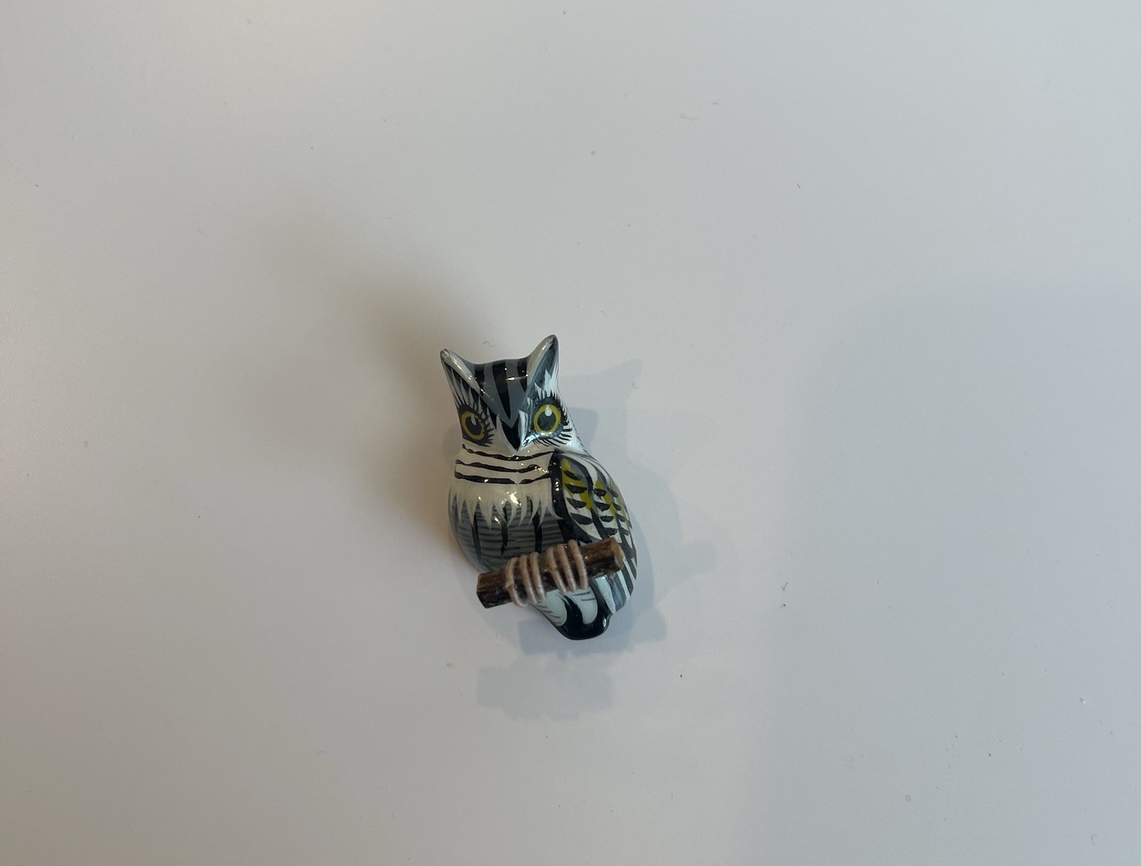 TAKAHASKI HAND PAINTED WOODEN OWL PIN! OVER 40 Years Old! NEVER USED