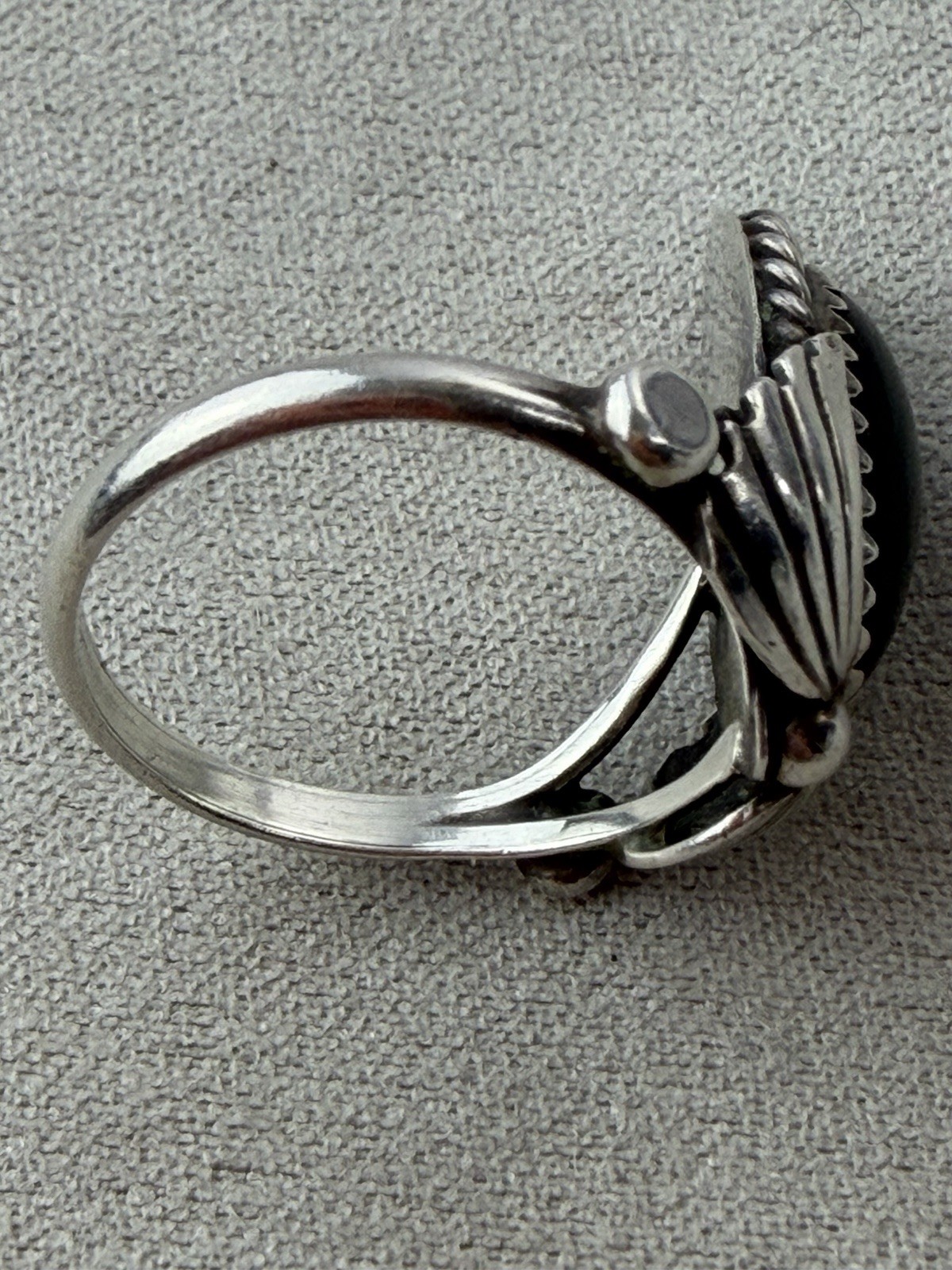 Sterling Silver Native American Black Onyx Ring Size 5.75 Not Signed