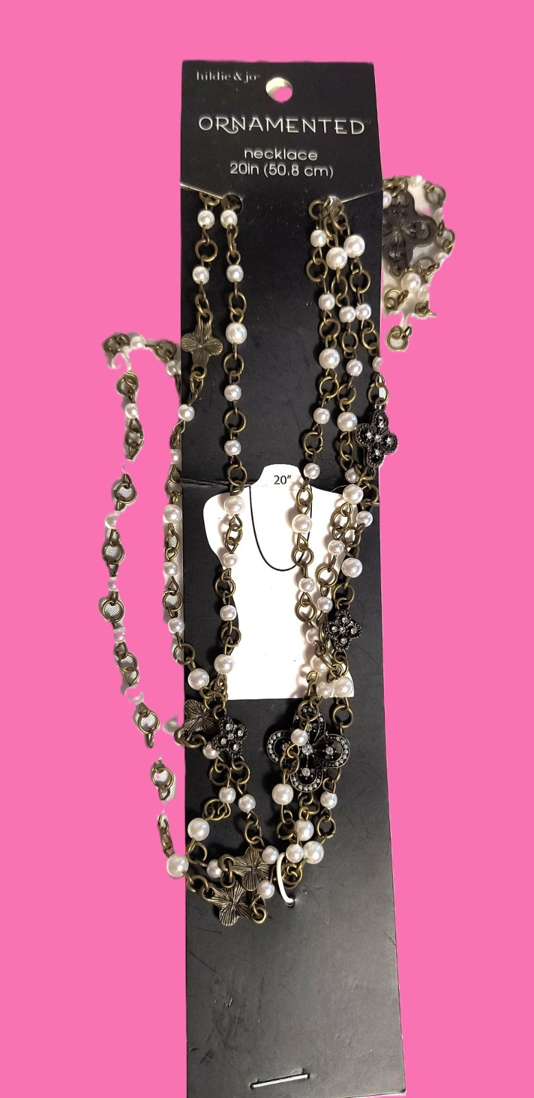 Hildie & Jo New with Tags Women’s Ornamented Necklace 20″ Imitation Pearls