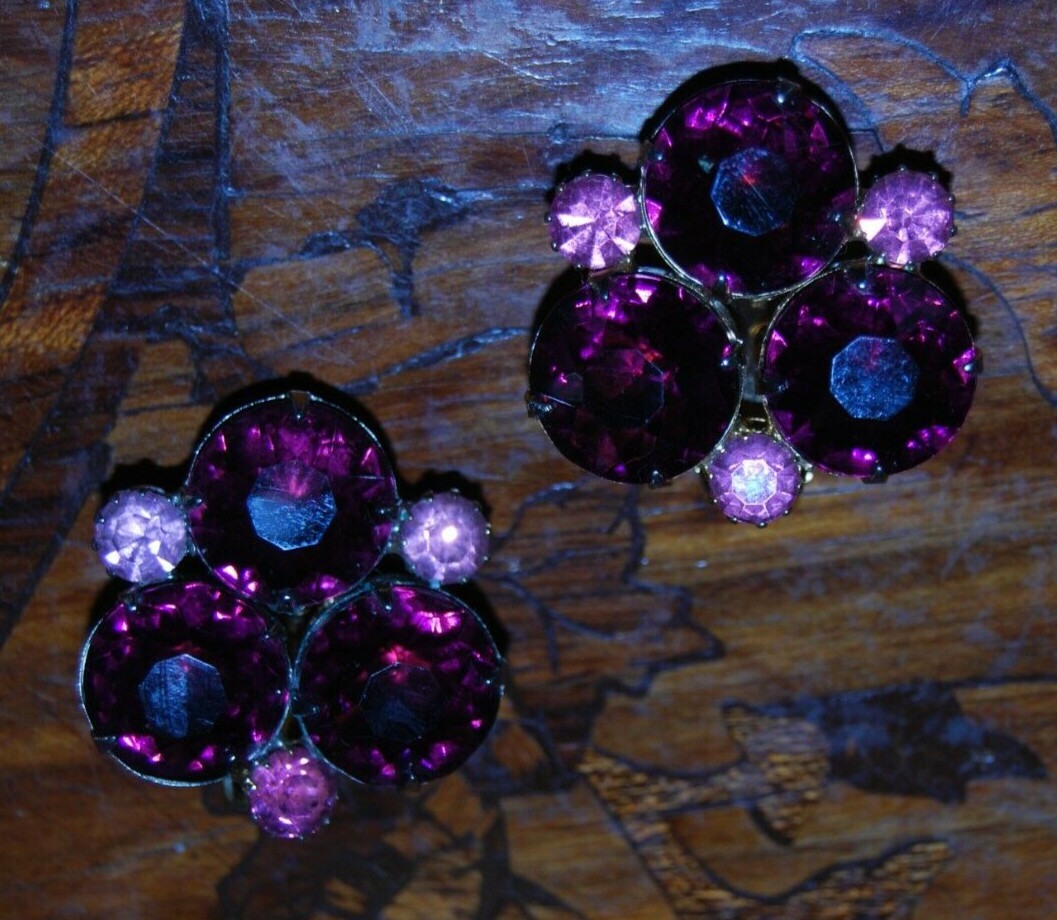 ELEGANT VTG RHINESTONE COUTURE DEEP RED & PINK CRYSTALS GOLDEN CLIP-ON EARRINGS
