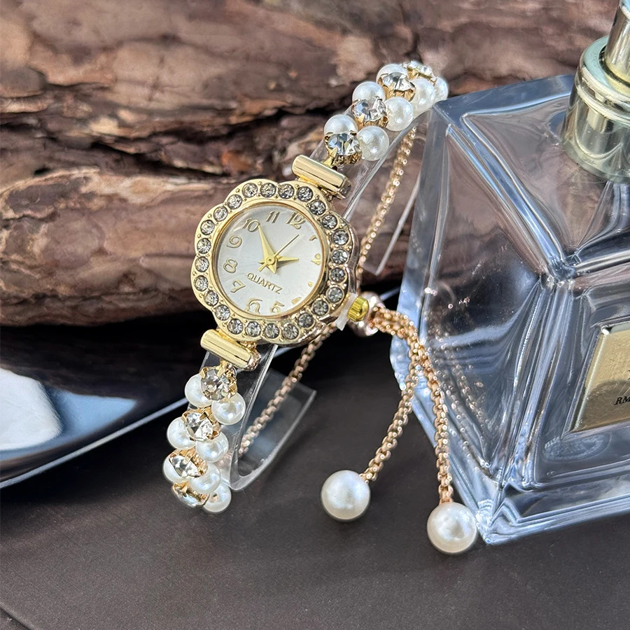 Double-Row Pearl Pull-Open Bracelet Diamond-Encrusted Case Arabic Numeral Scale