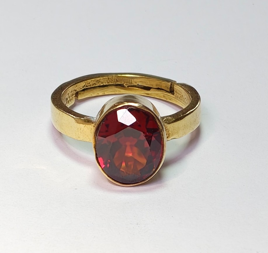 Red Garnet (Gomed) Oval Gemstone Glod plated Adjustable Ring for men and Women