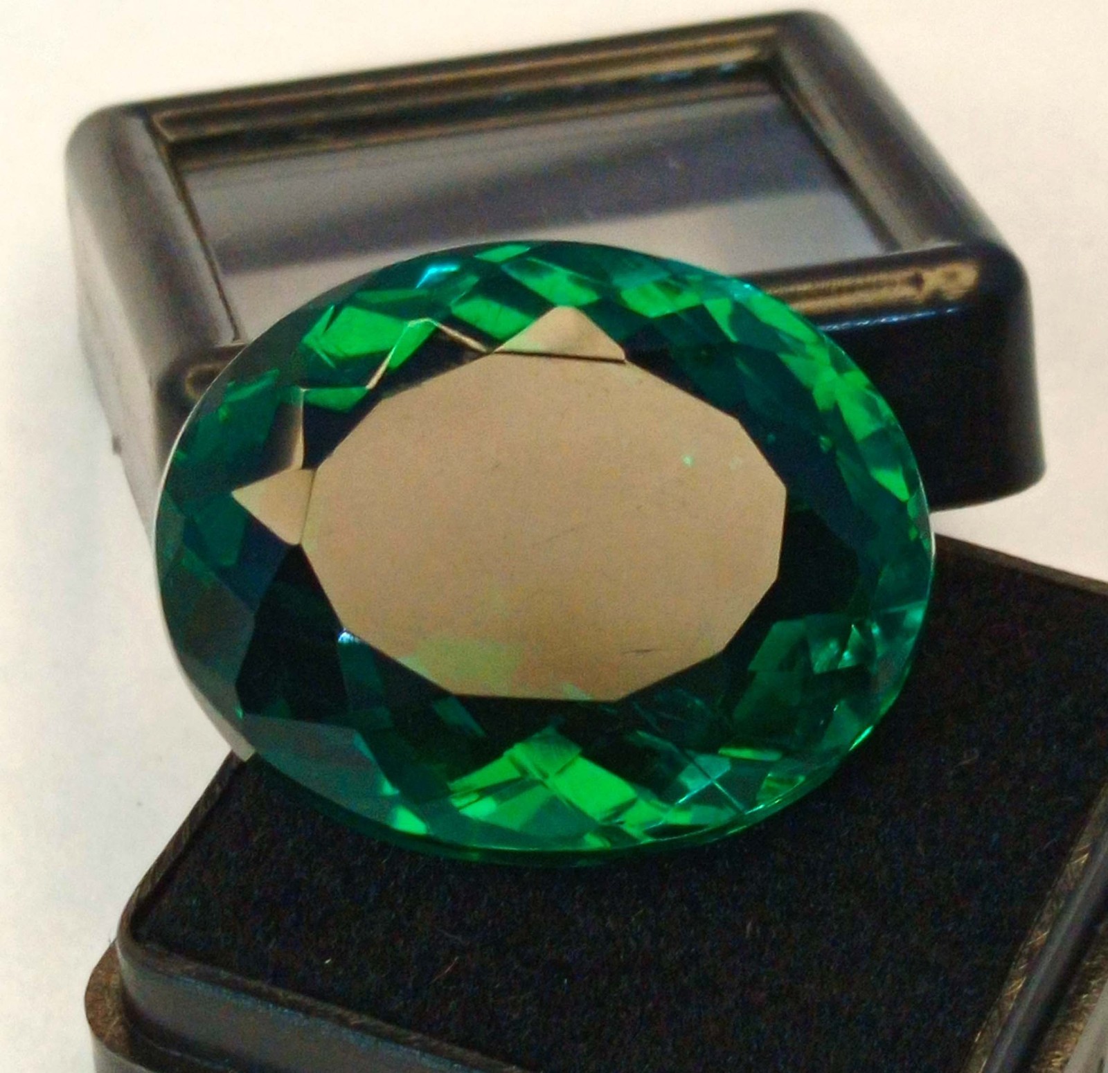 Green Tsavorite Garnet Oval Cut 42-44 Ct Natural Certified Loose Gemstone RK291