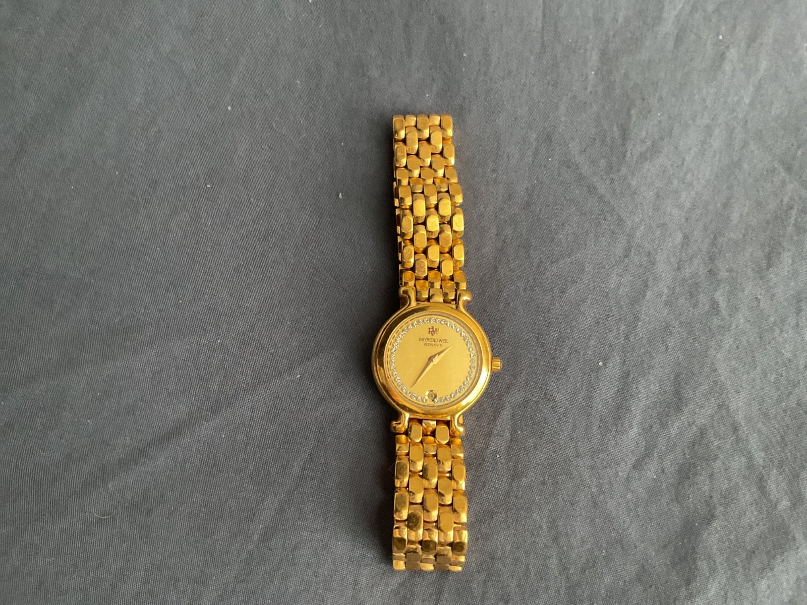 Raymond Weil Geneve 9937-2 gold and diamond women’s bracelet watch