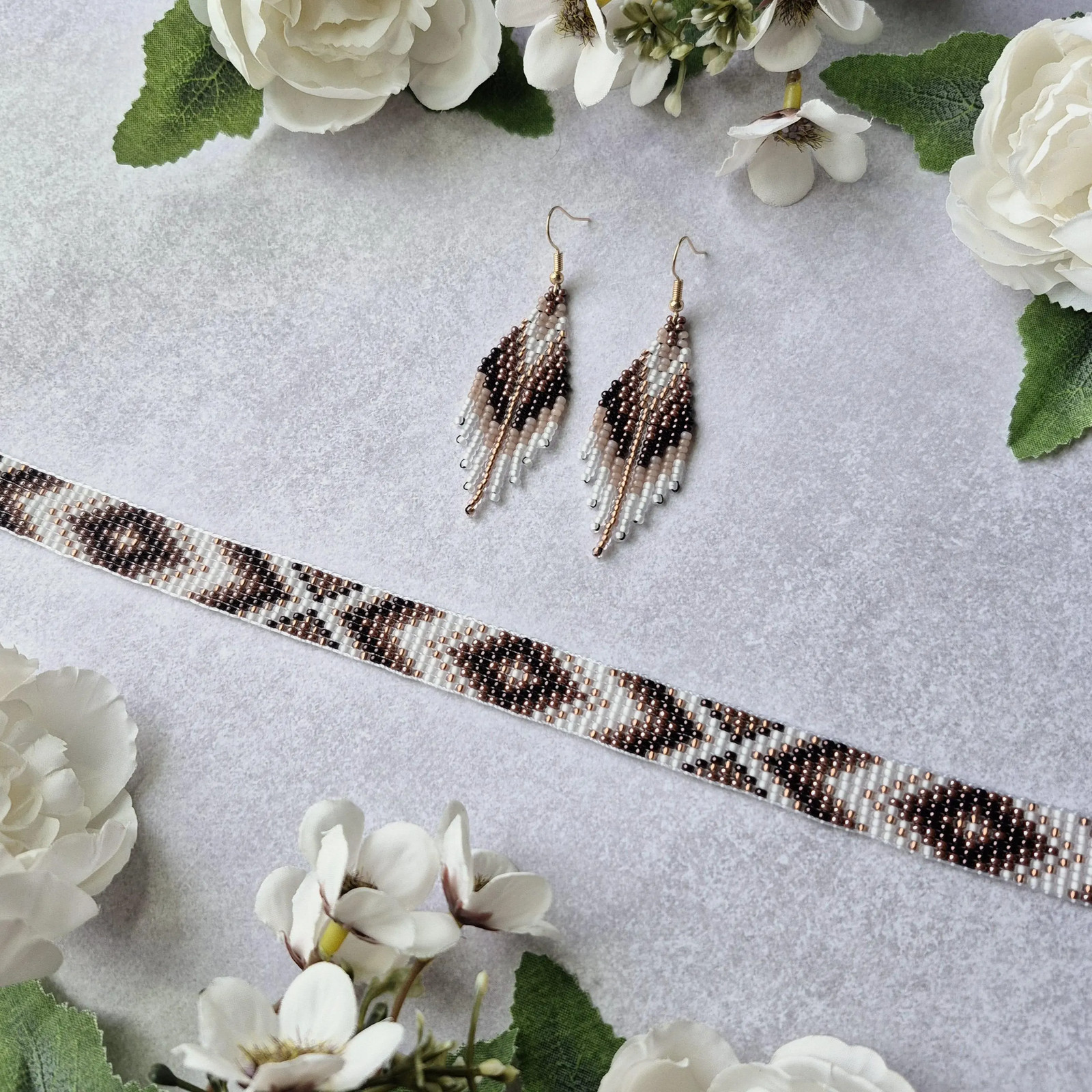 Brown and Gold Ukrainian Beaded Jewelry Set – Handmade Choker Necklace & Fringe