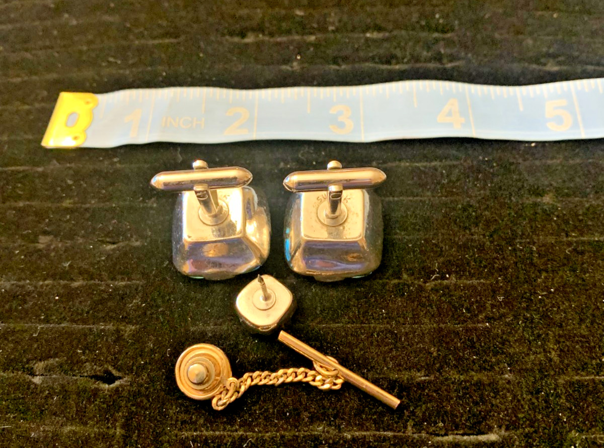 vintage Swank Holographic Taj Mahal cuff links W/Tie Tack