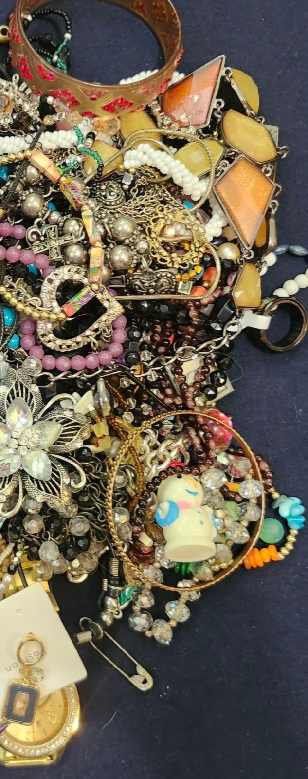 3 lbs 6.1 oz Mixed Costume Jewelry Bulk Lot – Wearable, New, & Craft Scrap