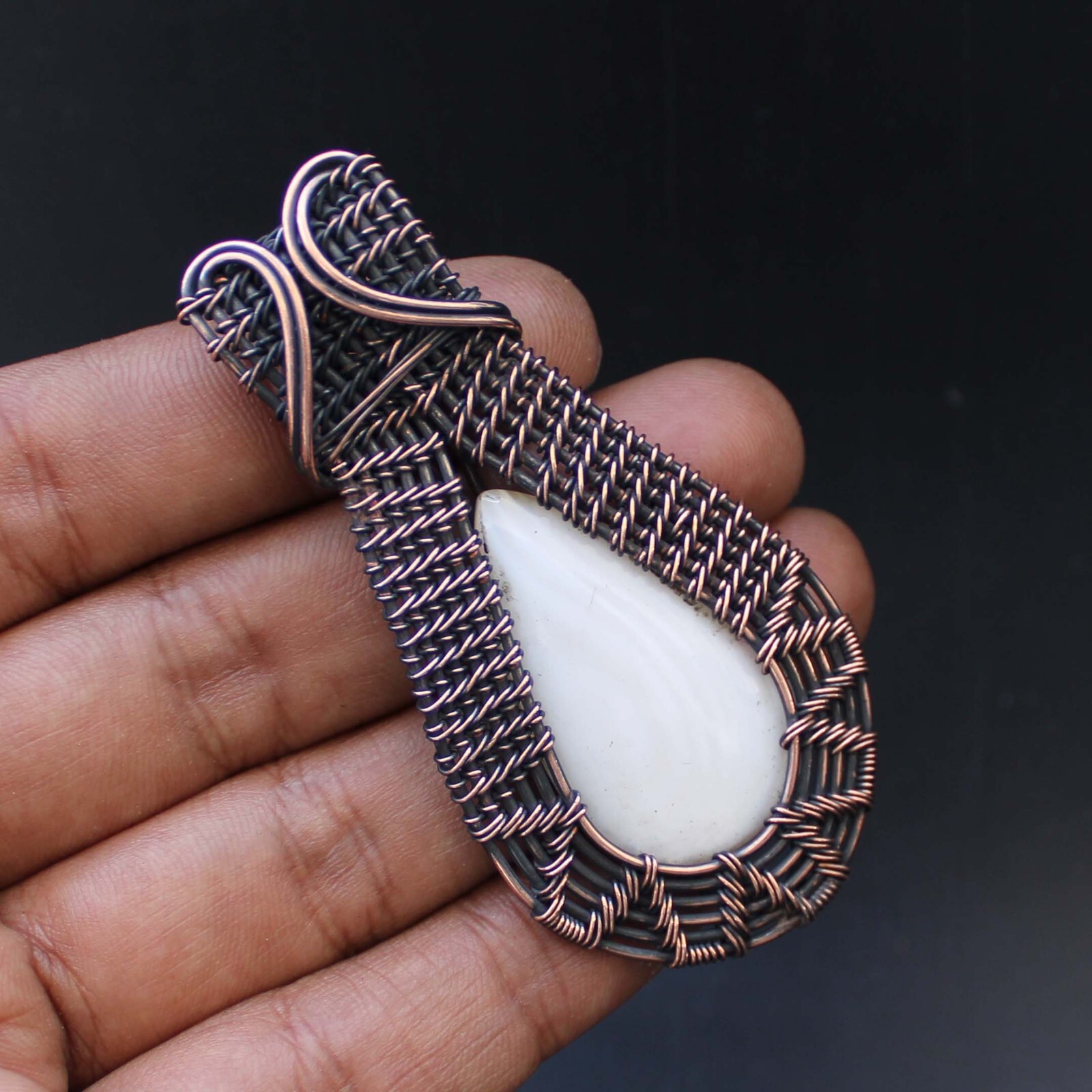 Mother Of Pearl Pendant Copper Wire Wrapped Pendant Copper Chain Jewelry 7 Cm