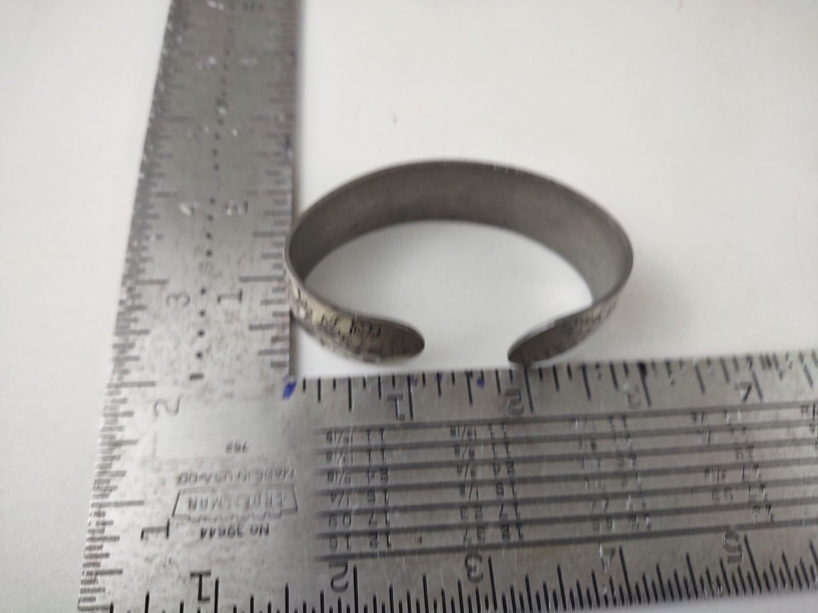 Vintage Leonard Pewter Cuff Bracelet Daisy Pattern – Made in Bolivia