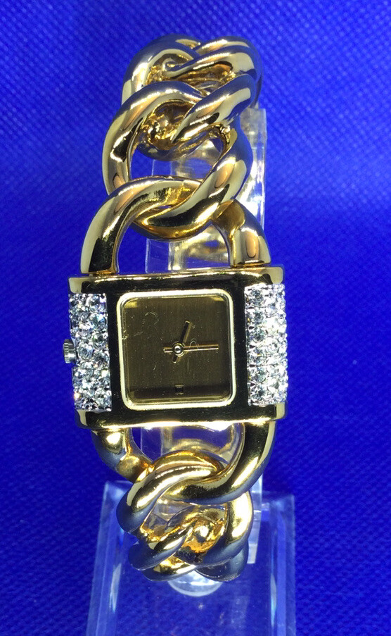 THE FRANKLIN MINT Women’s Gold Tone Swiss Movement 26 mm Wide 18 mm Long