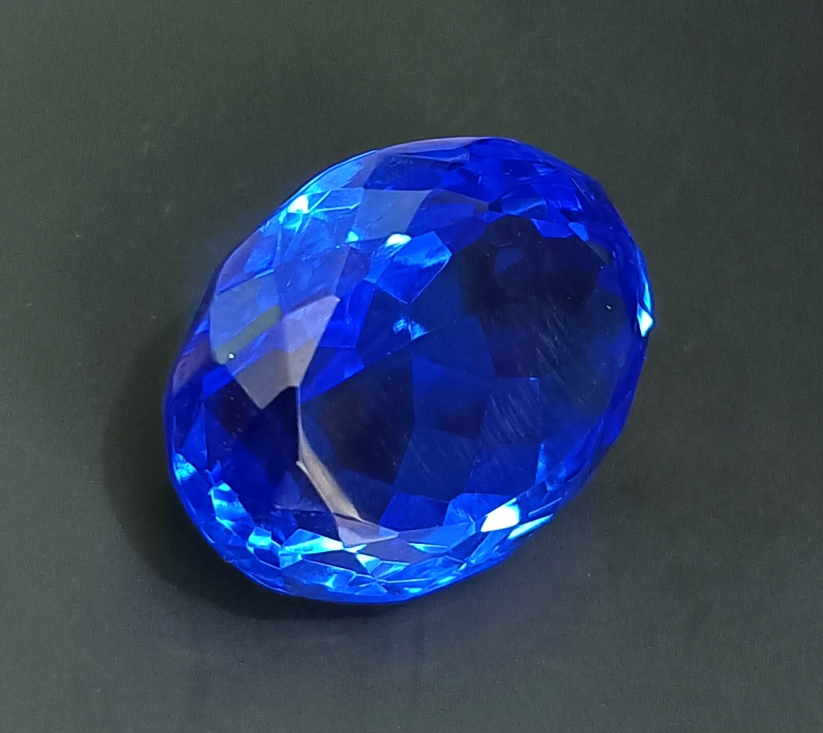 20 Ct AAA+ Natural Kashmiri Blue Sapphire Loose Gemstone Oval Cut EGL Certified