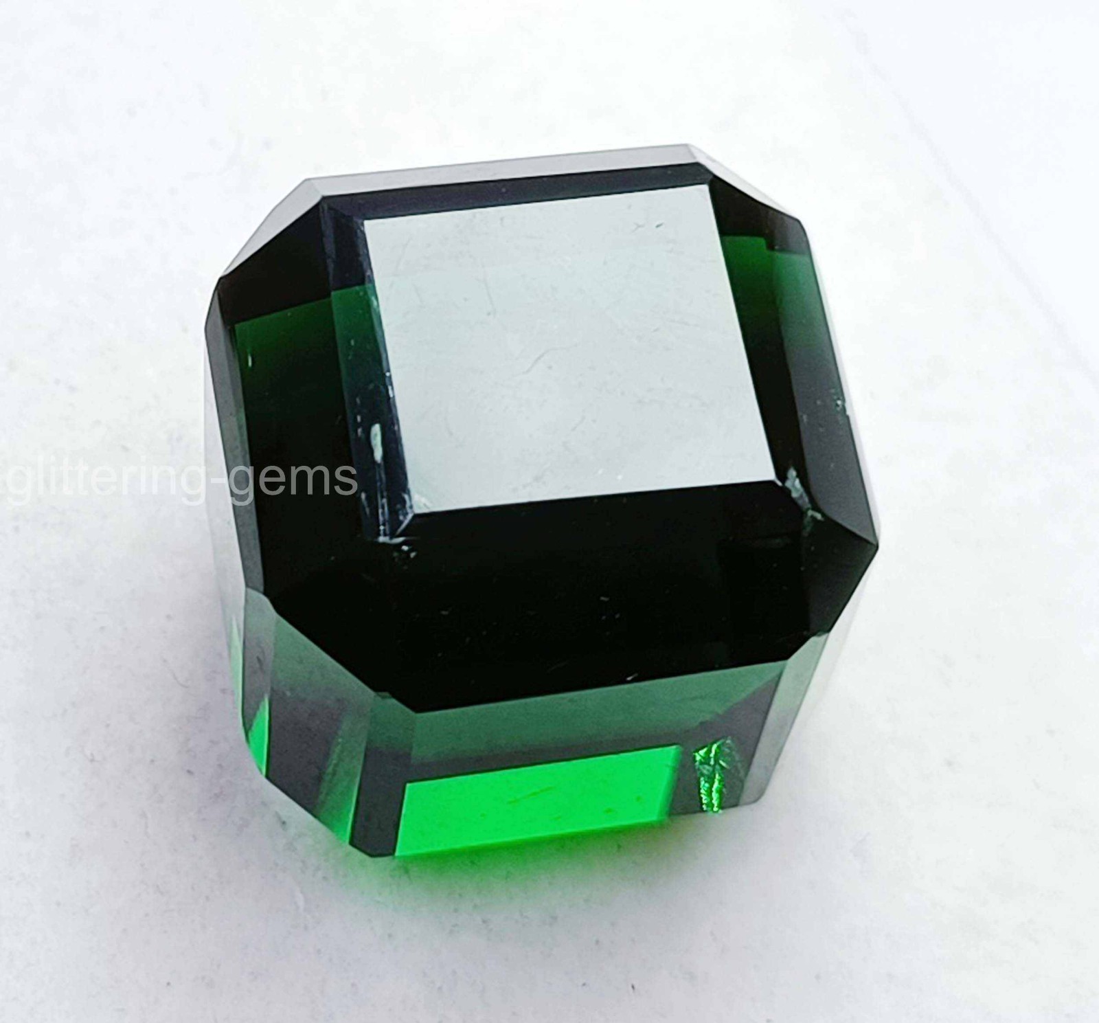 40 Carat Natural Green Emerald – Cube Cut IGL Certified Collector Gemstone 5DNJ