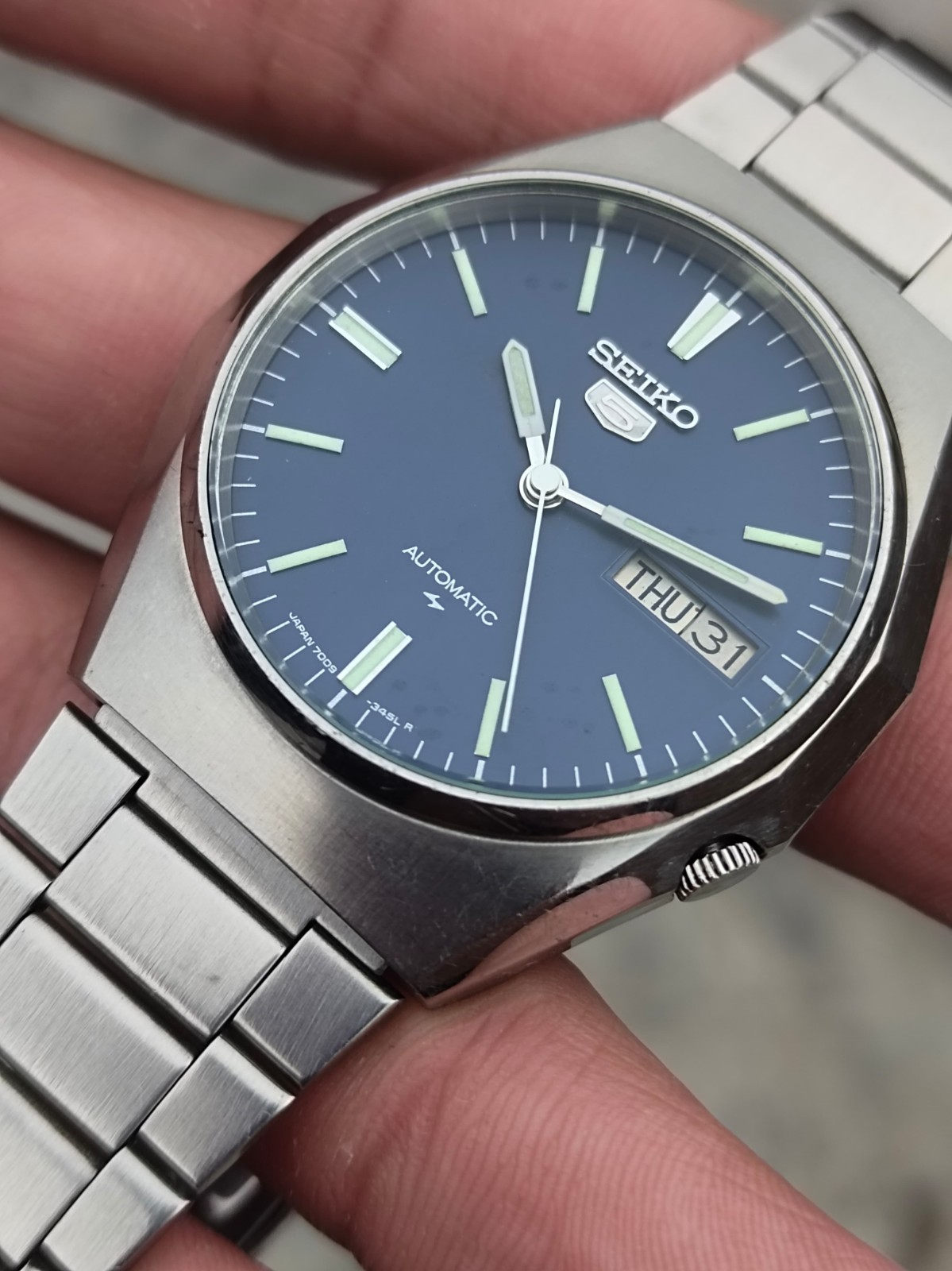 Mint Seiko 5 Automatic Deep Royal Blue Dial — 7009-8830 Japan Collector’s Grade