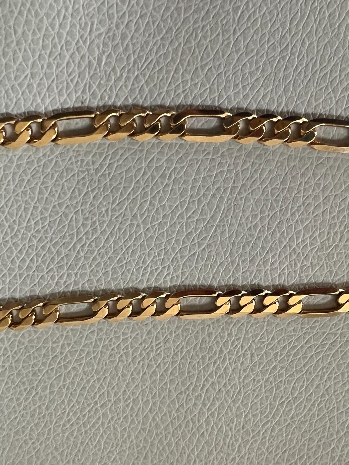 Italian 14k Yellow Gold Solid Figaro Chain Necklace 20″ 6mm 29.2 Grams