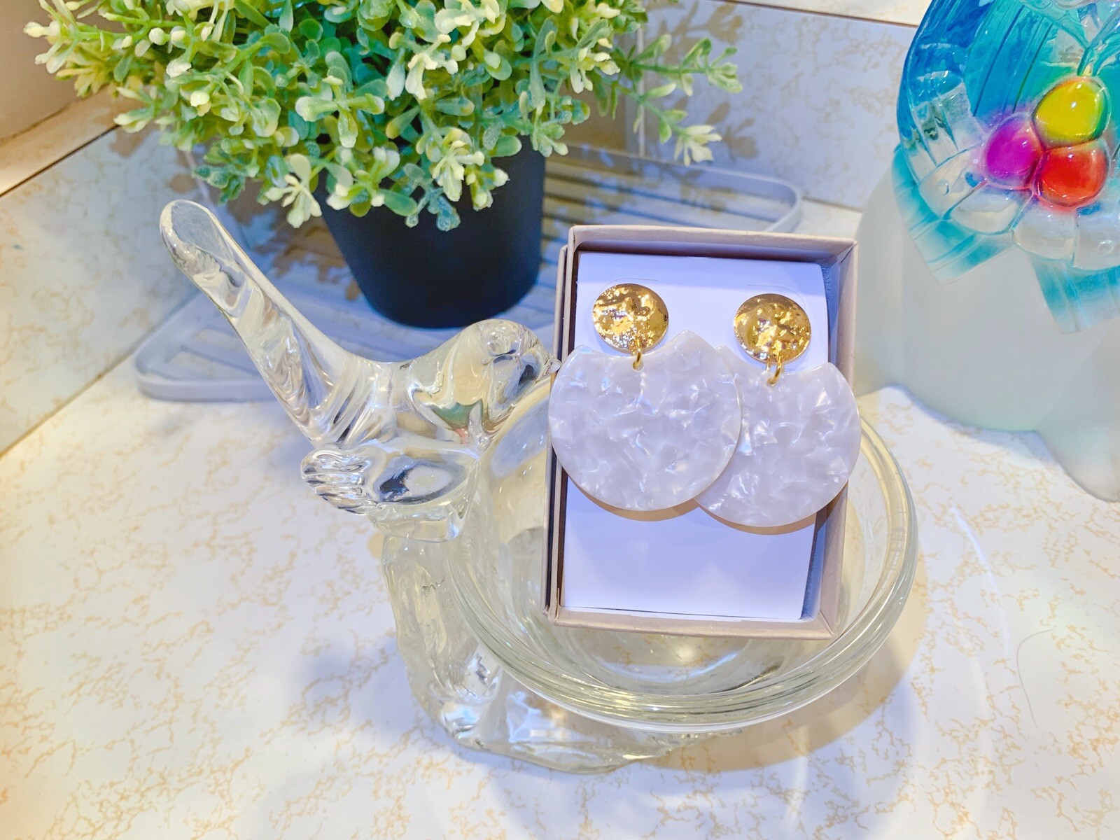 Handmade Multi Choose Shell Resin Earrings With Gold Plated Post