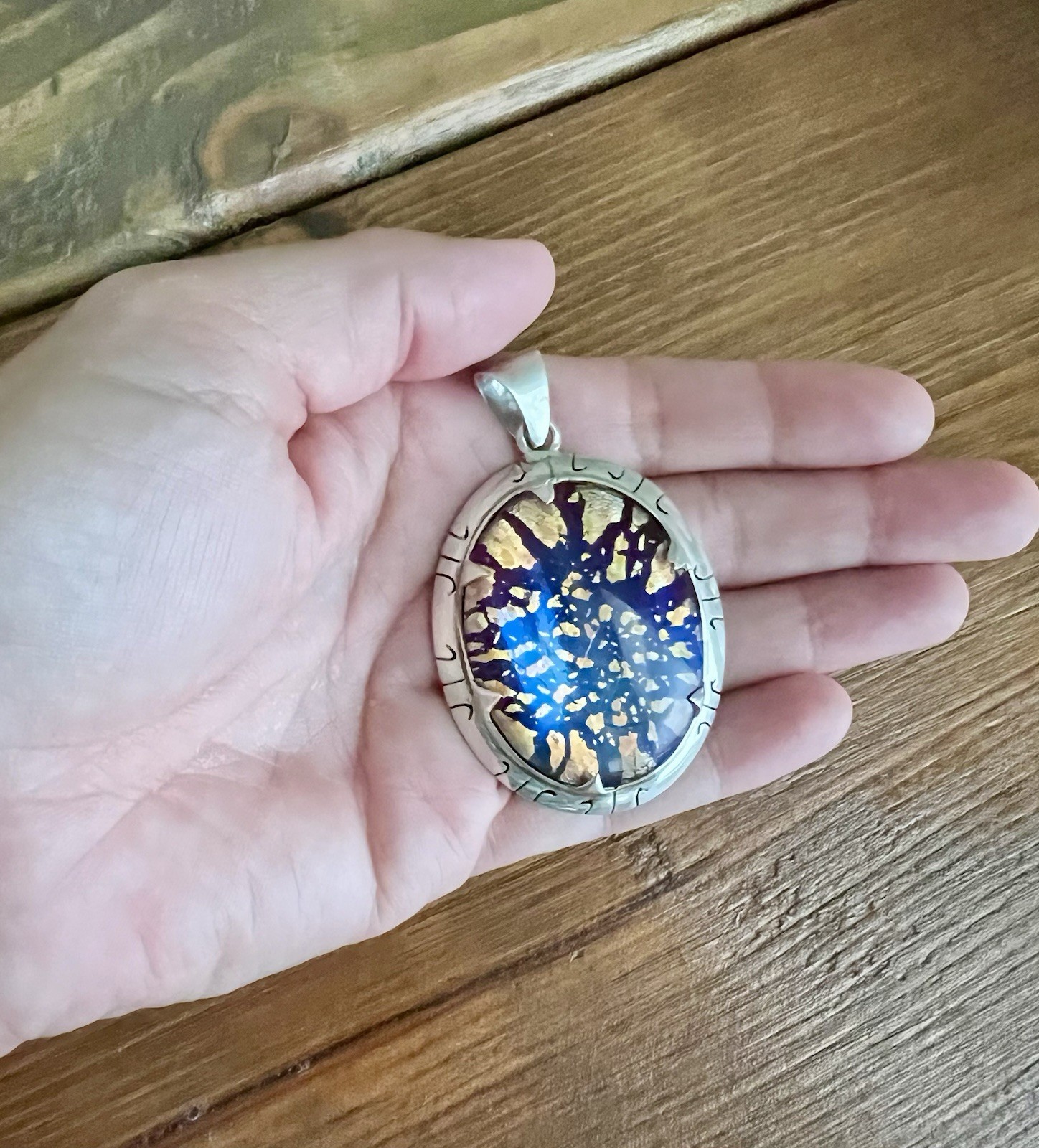 Sterling Silver 925 Omega Necklace with Oval Set Mexican Resin & Foil Inlay