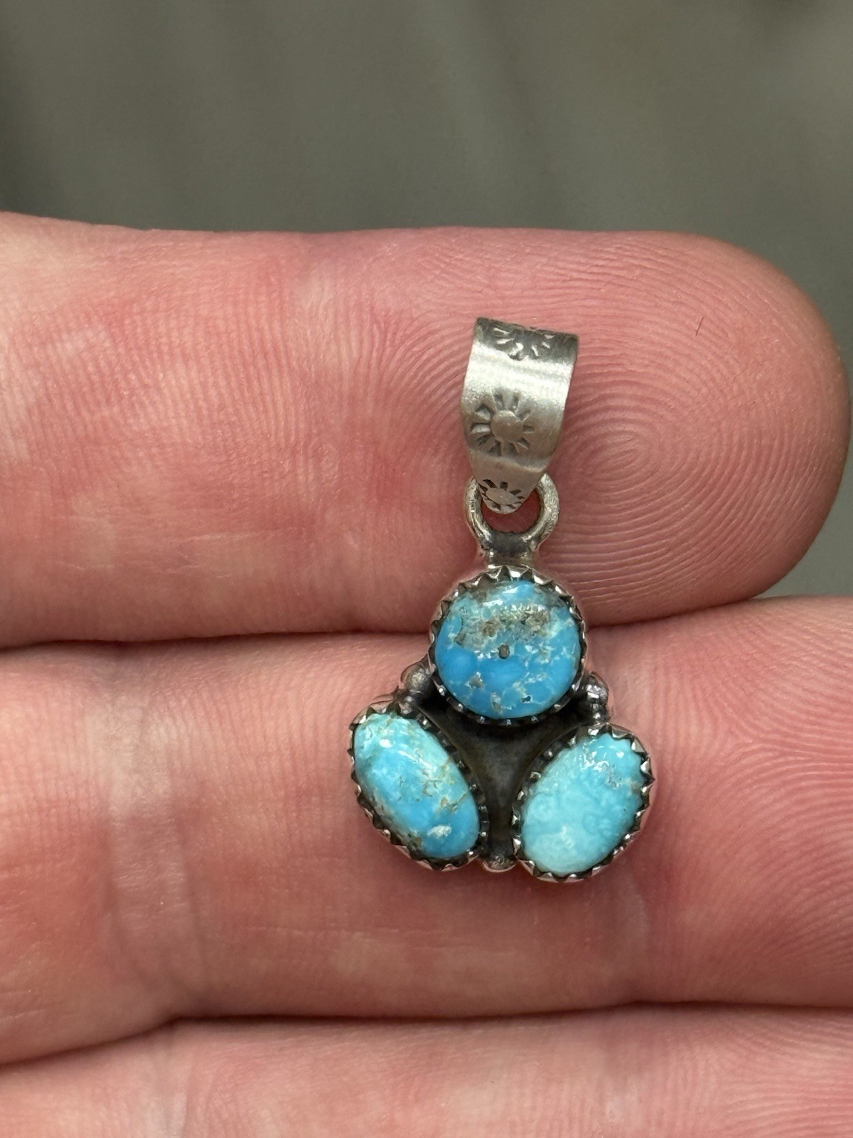 STERLING SILVER WHITE WATER TURQUOISE 3 STONE MIX SHAPE CLUSTER PENDANT .925
