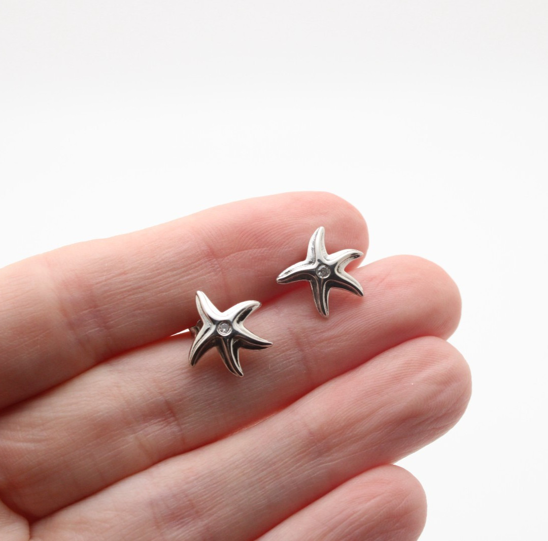 925 Sterling Silver Starfish Clear Stone Bezel Set Stone 13.25mm Stud Earrings
