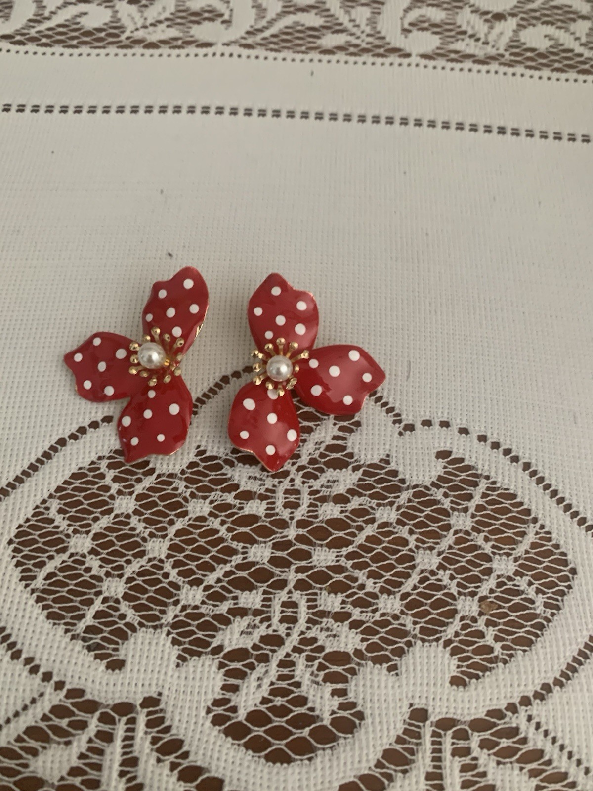 French Style Red And White Polka Dot Flower Stud Pierced Earrings