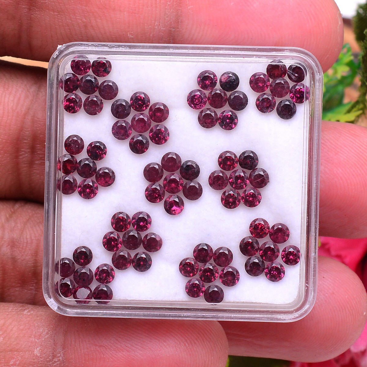77 Pcs Natural Rhodolite Garnet Top Quality 2.70mm Round Cut Loose Gemstones Lot