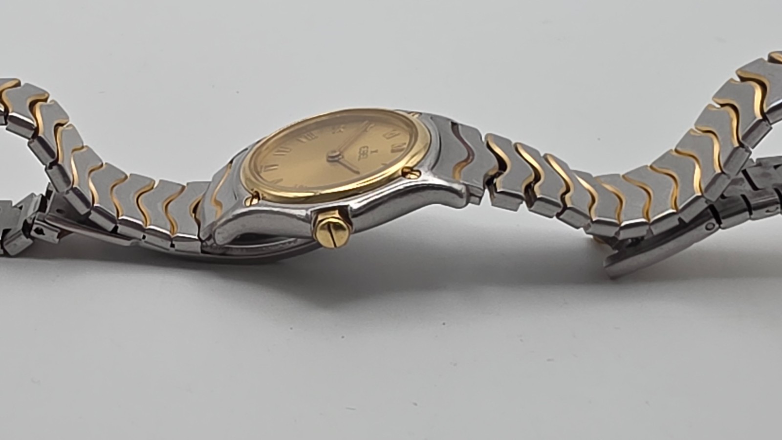 Ebel Classic Wave Lady’s St.Steel/Gold Bracelet Watch with 18ct Gold Bezel.