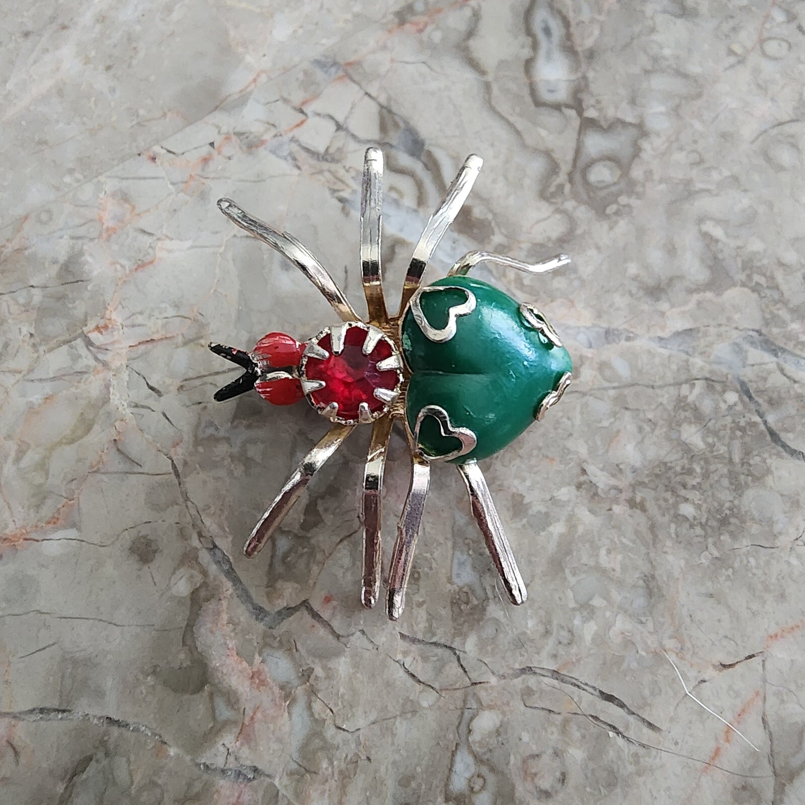 Vintage Hong Kong Spider Brooch retro 50s 60s plastic scatter pins green heart