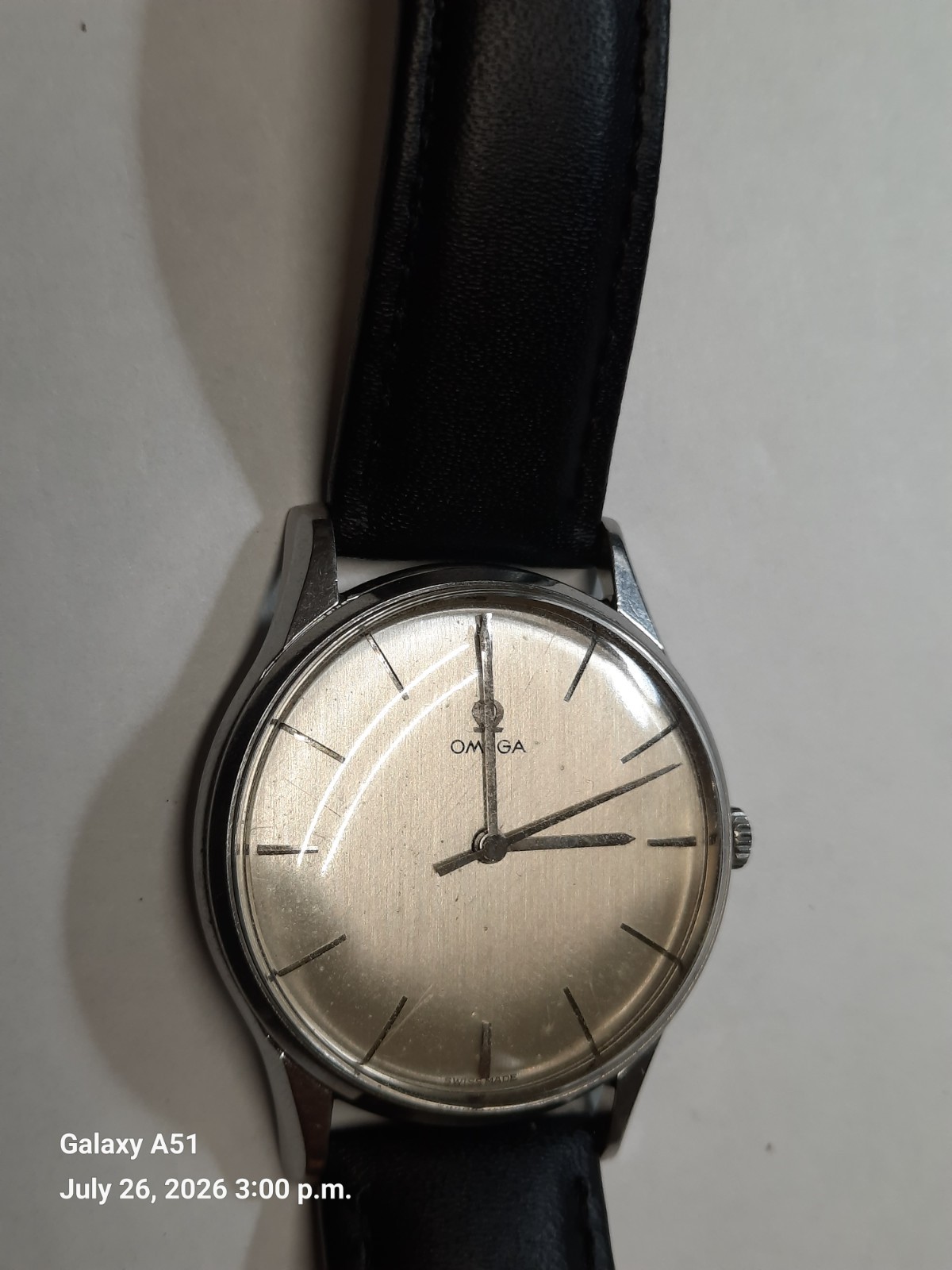 VINTAGE OMEGA GENEVE 17J, MAN WIND, RUNS