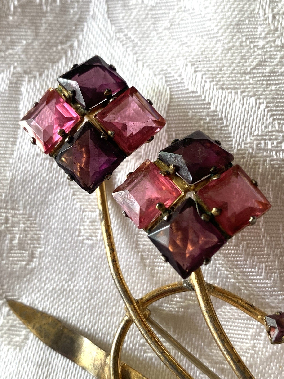Vintage Art Deco Sterling Silver Floral Gold Plated Pink Stones Brooch