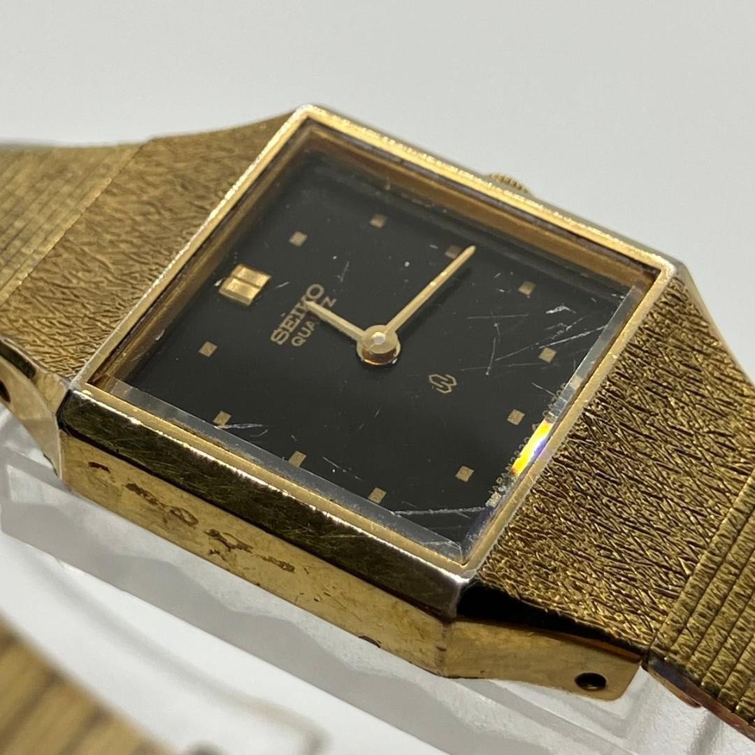 Excellent condition, fully functional Seiko ladies’ watch, gold square case,