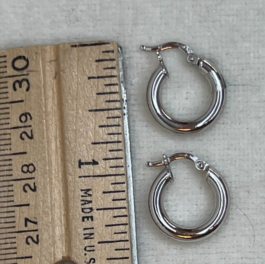 14K white Gold Classic Polished 14mm round tube hoop earrings