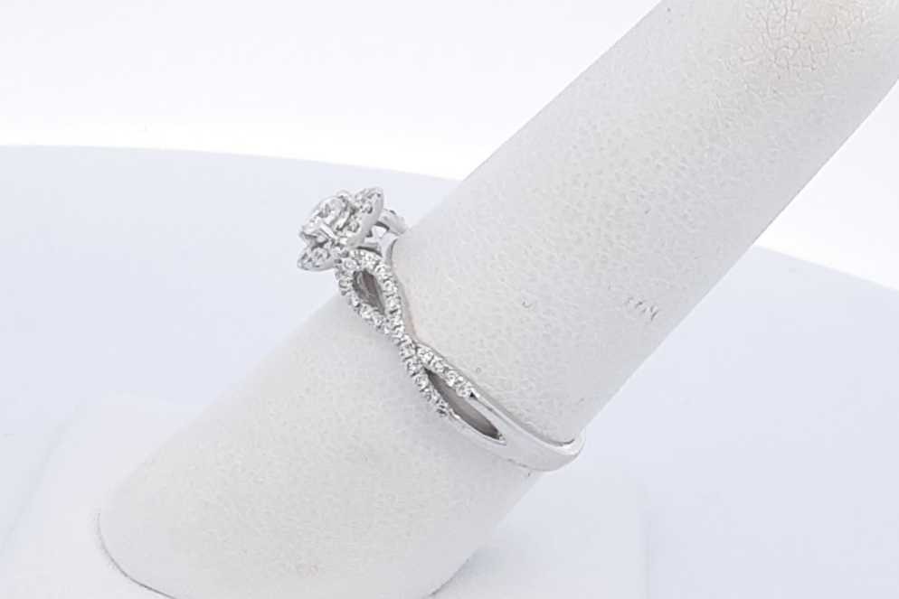 0.27cttw Diamond Ring In 10k White Gold 2.1 Grams Size 7 Eb0426lxzde