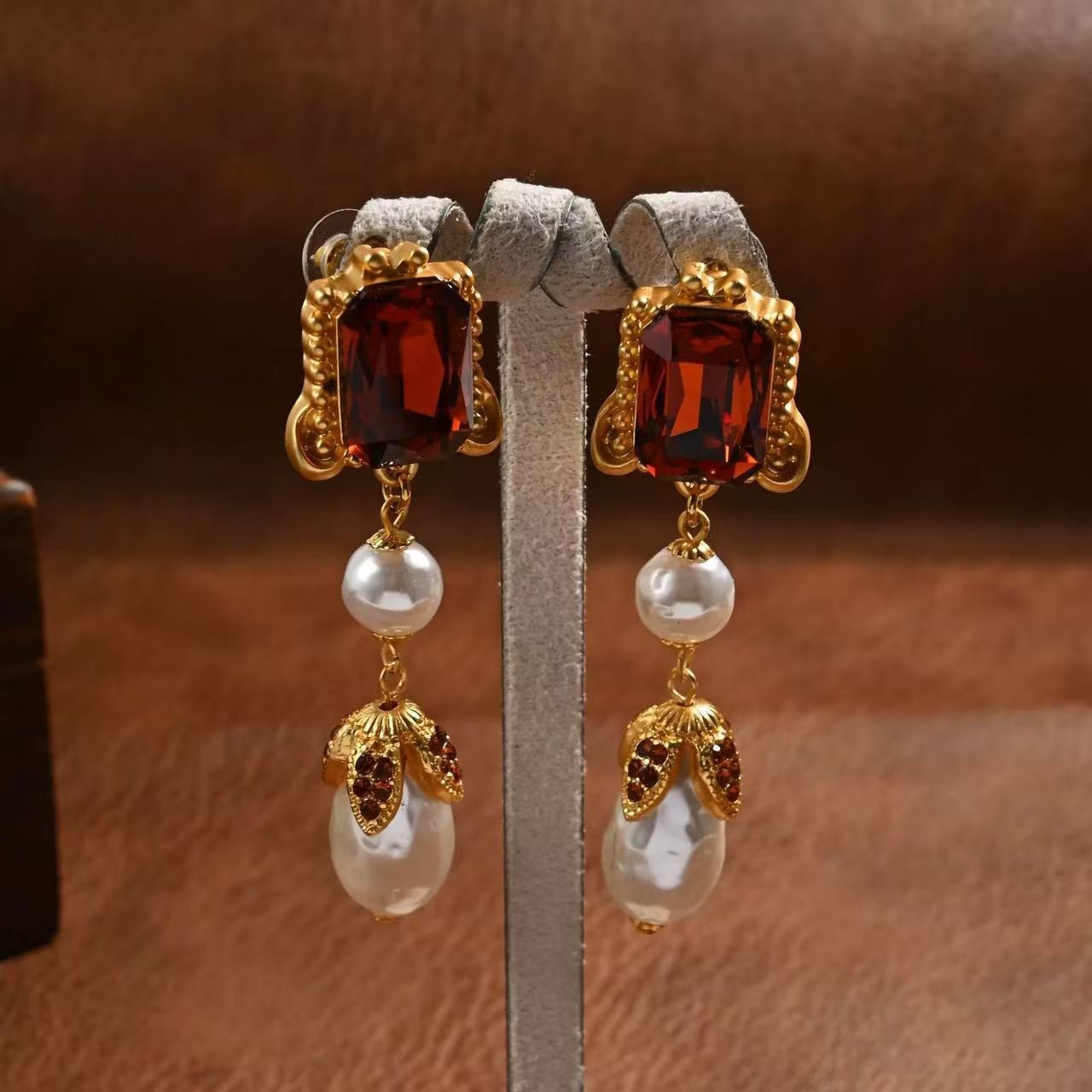 Vintage Baroque Pearl Garnet Necklace Set Gold Statement Jewelry Bridal Earrings
