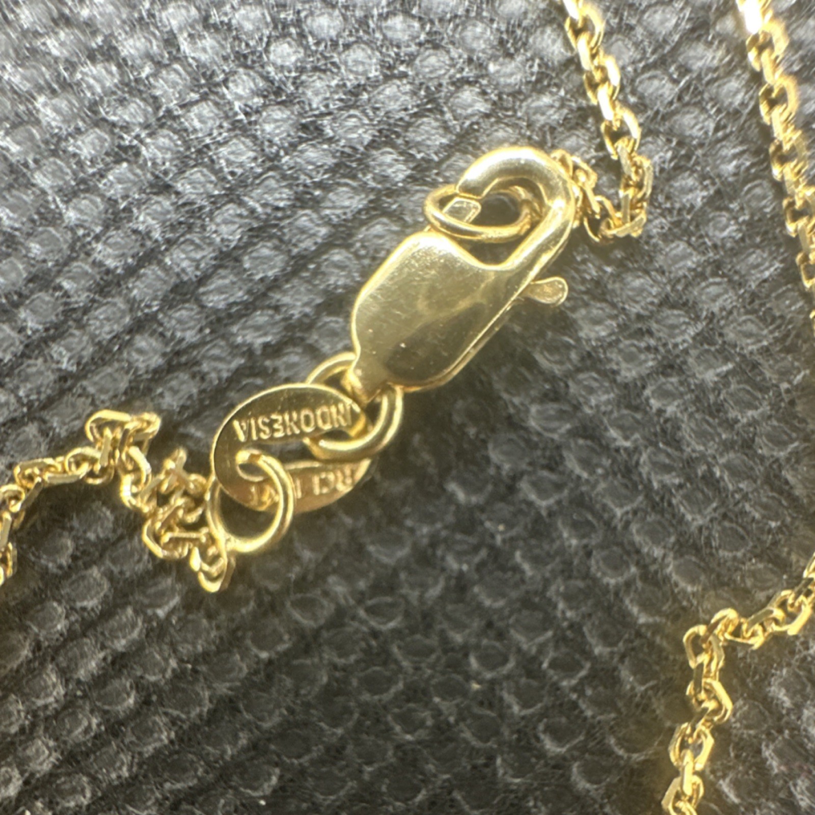 RCI Yellow Gold 14k Heart Pendant Necklace Charm Italy Signed 18 inch chain.