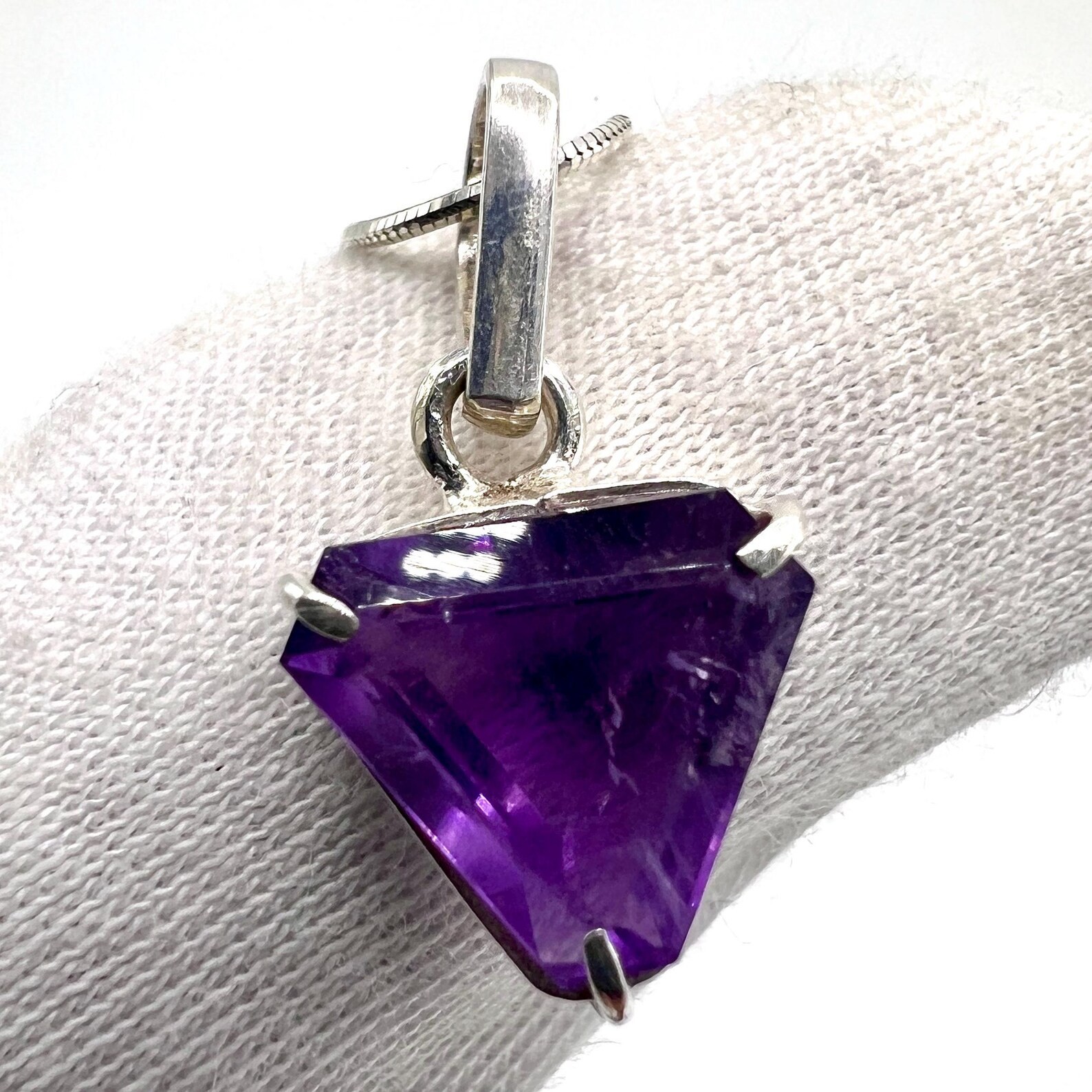 40.85 Ct Natural Purple Amethyst 925 Sterling Silver Solitaire Pendant Gemstone