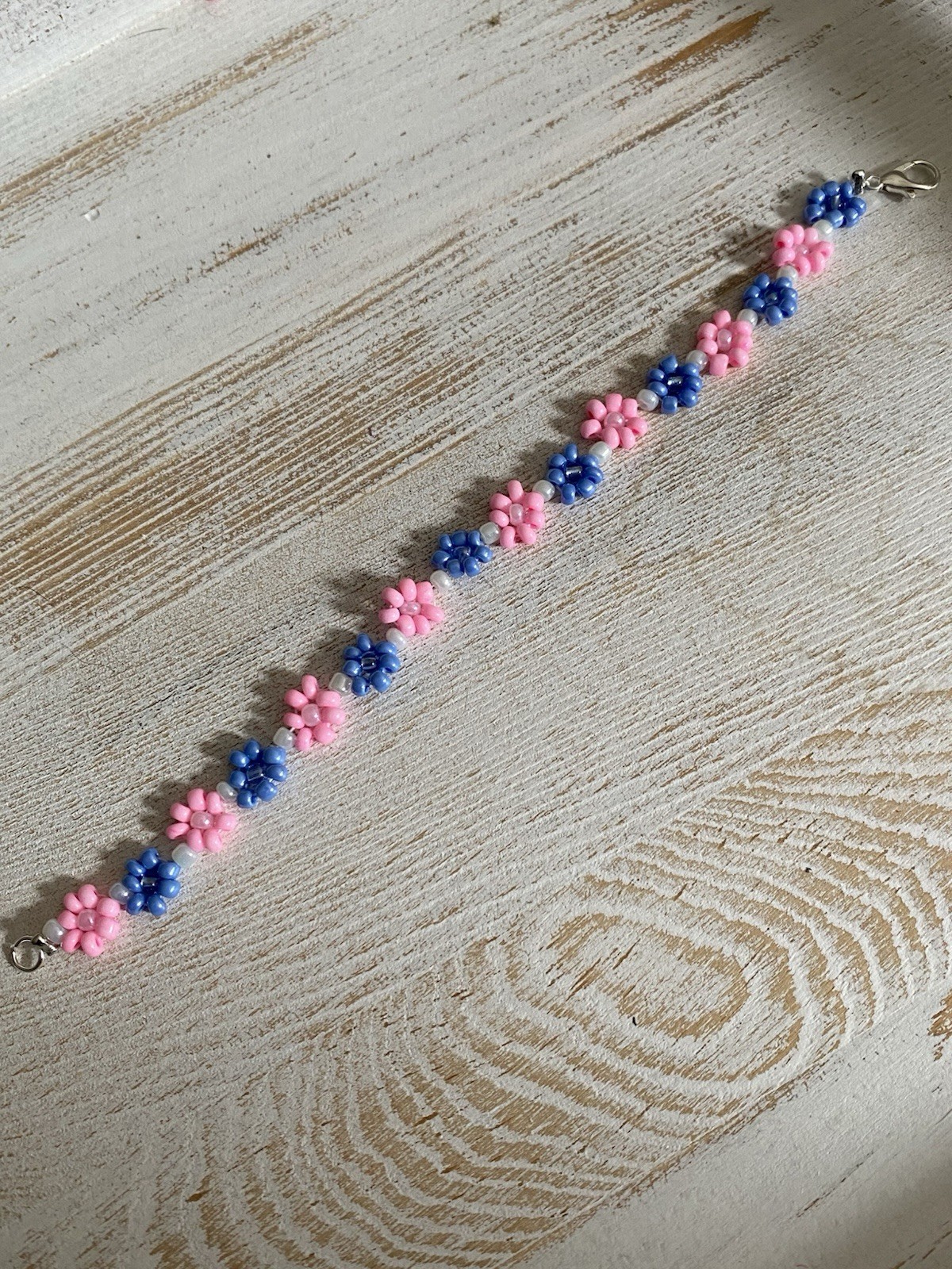 Daisy Beaded Bracelet Pink And Periwinkle Silver Clasp 7”