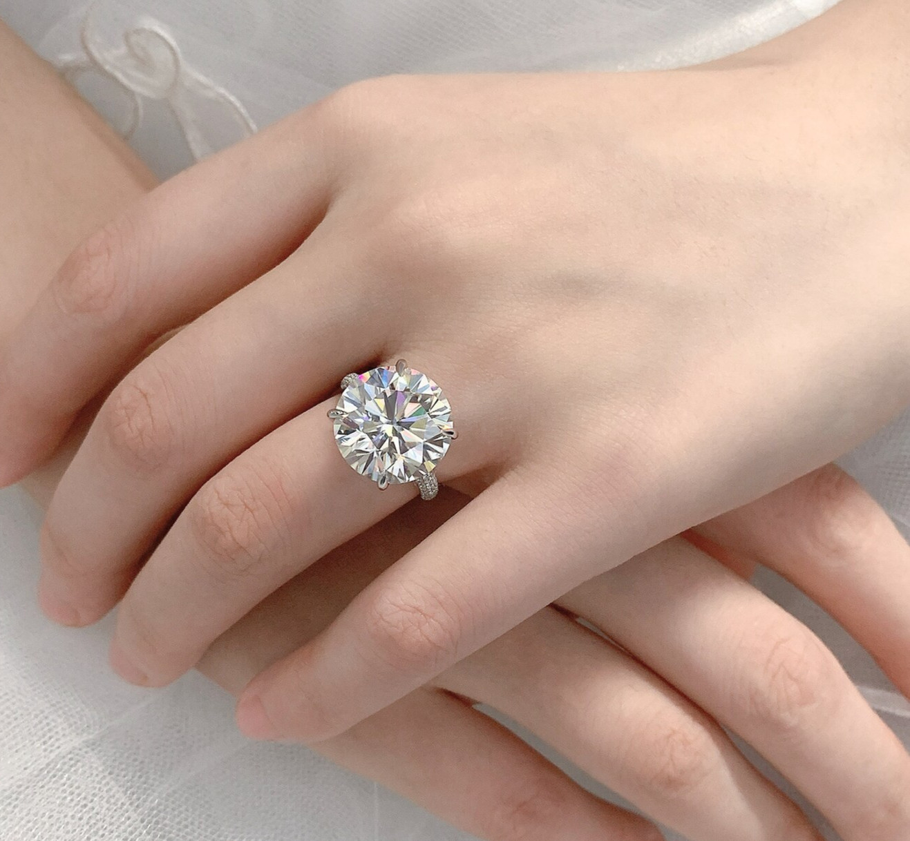 RARE 10.00 Ct, Certified White Diamond Ring,Tariffs FREE & Matching Studs .