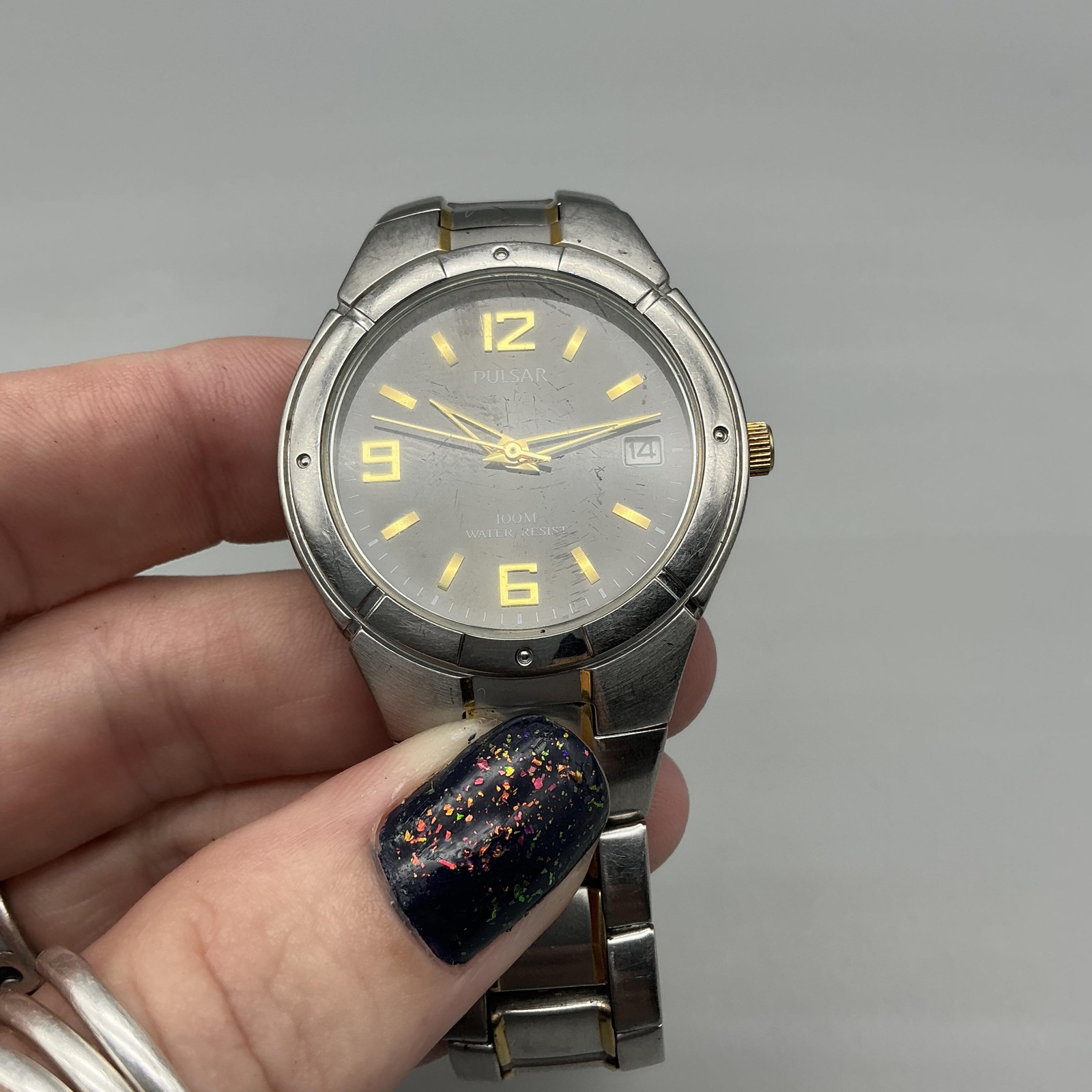 Pulsar Mens Watch 38mm Black Silver Gold Two Tone VX42-X051 New Battery 7.25″