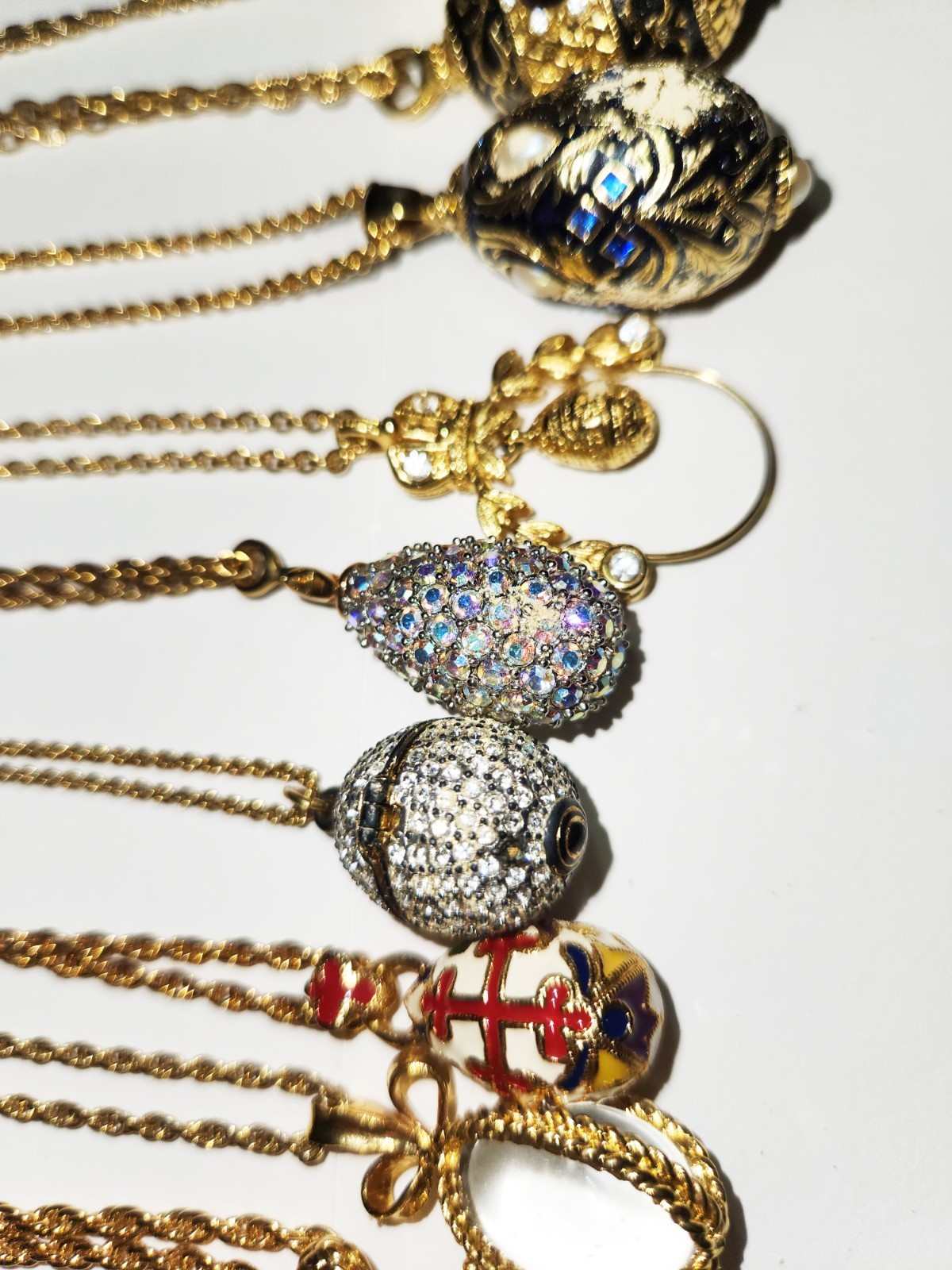 Joan Rivers Jewelry Collection, HUGE Amount, Versatile, GOLD-Toned, over 200 pcs