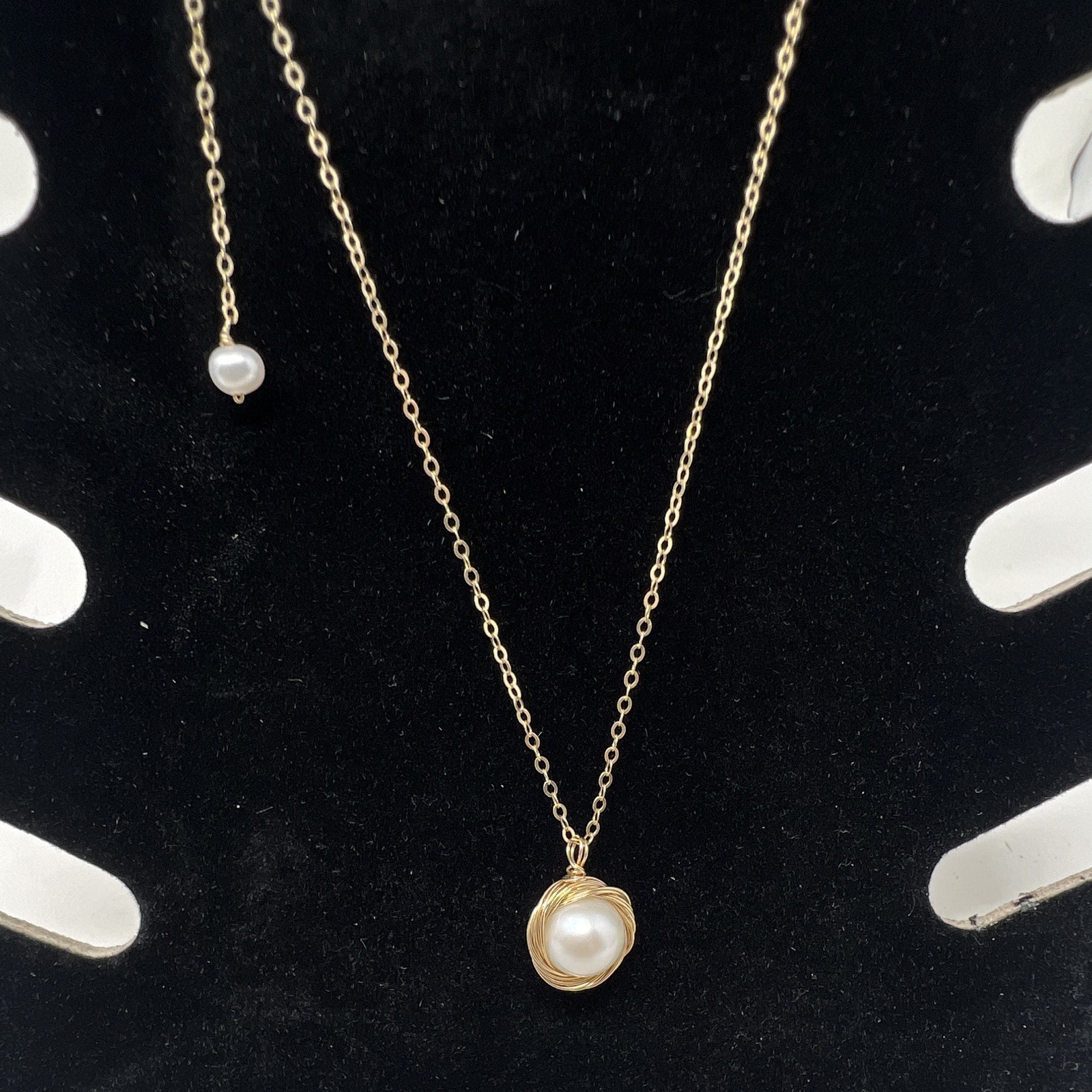 1/20 14K GF Gold Wire Wrap White Pearl Pendant Necklace Cable Chain Dangle