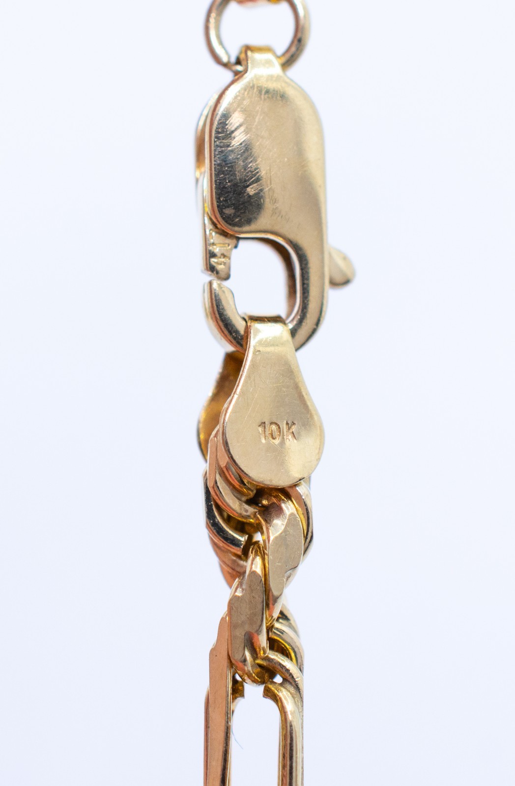 (MA5) 10K Yellow Gold Figarope Link Bracelet 9.2 Grams 8″ Long 3.71 mm Wide