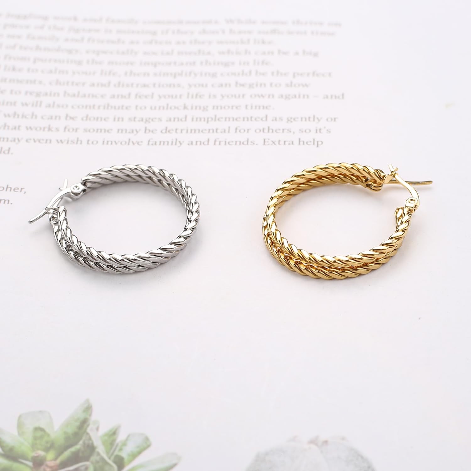 Earring for Women Cable Hoop Light-Weight Twisted 25 millimeters, silver